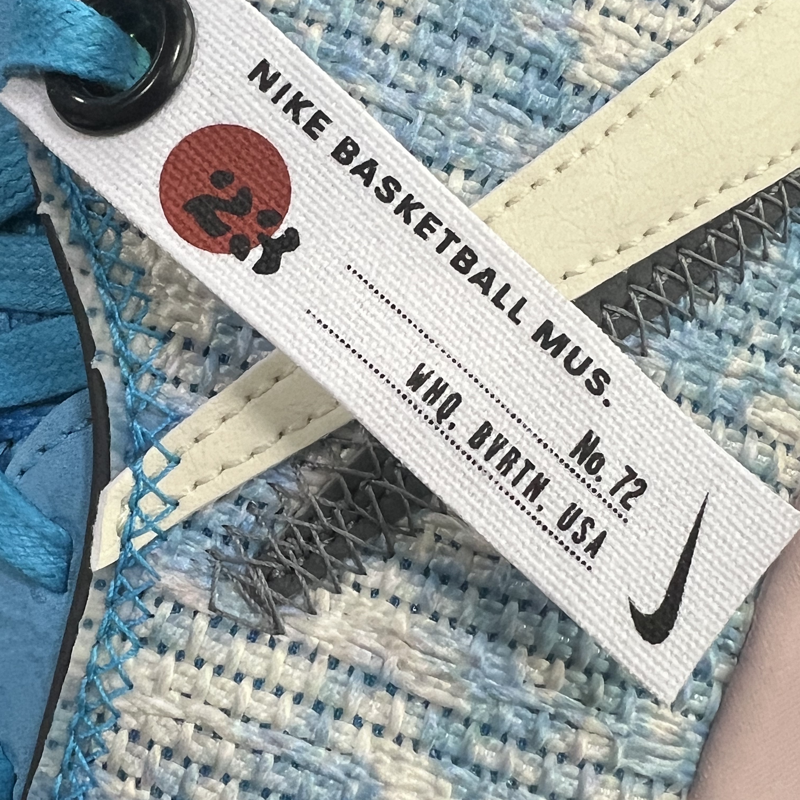 Nike LeBron XX ASW EP Blue Lightning Coconut Milk 착용 스타일 - 5