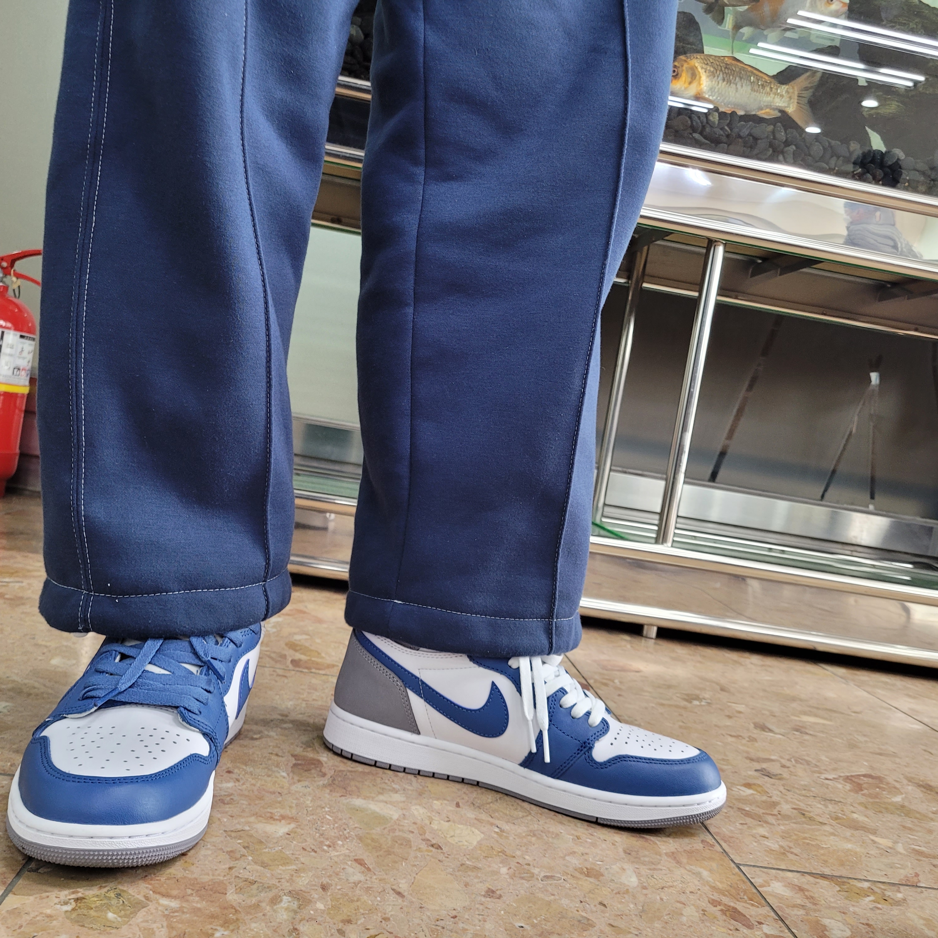 Jordan 1 Retro High OG True Blue 착용 스타일 - 3