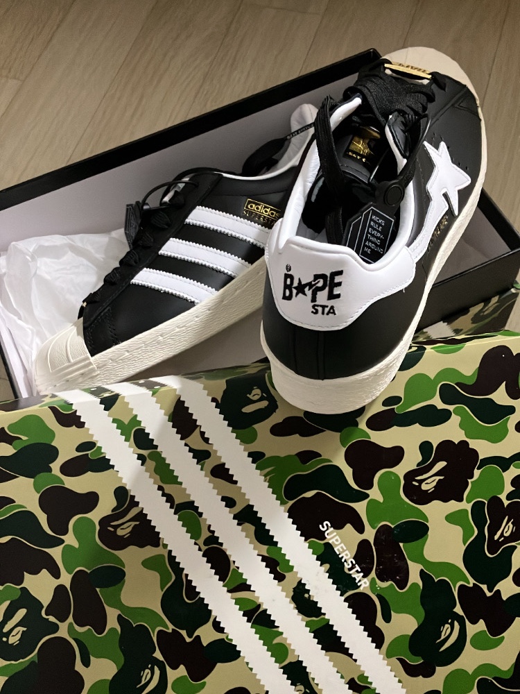 Adidas x BAPE Superstar 80s Core Black Off White 착용 스타일