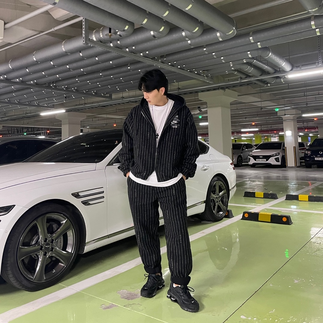 Nike x Stussy NRG Striped Wool Jacket Black (DR4023-010), Nike x Stussy NRG Striped Wool Pants Black (DR4021-010) 착용 스타일 - 2