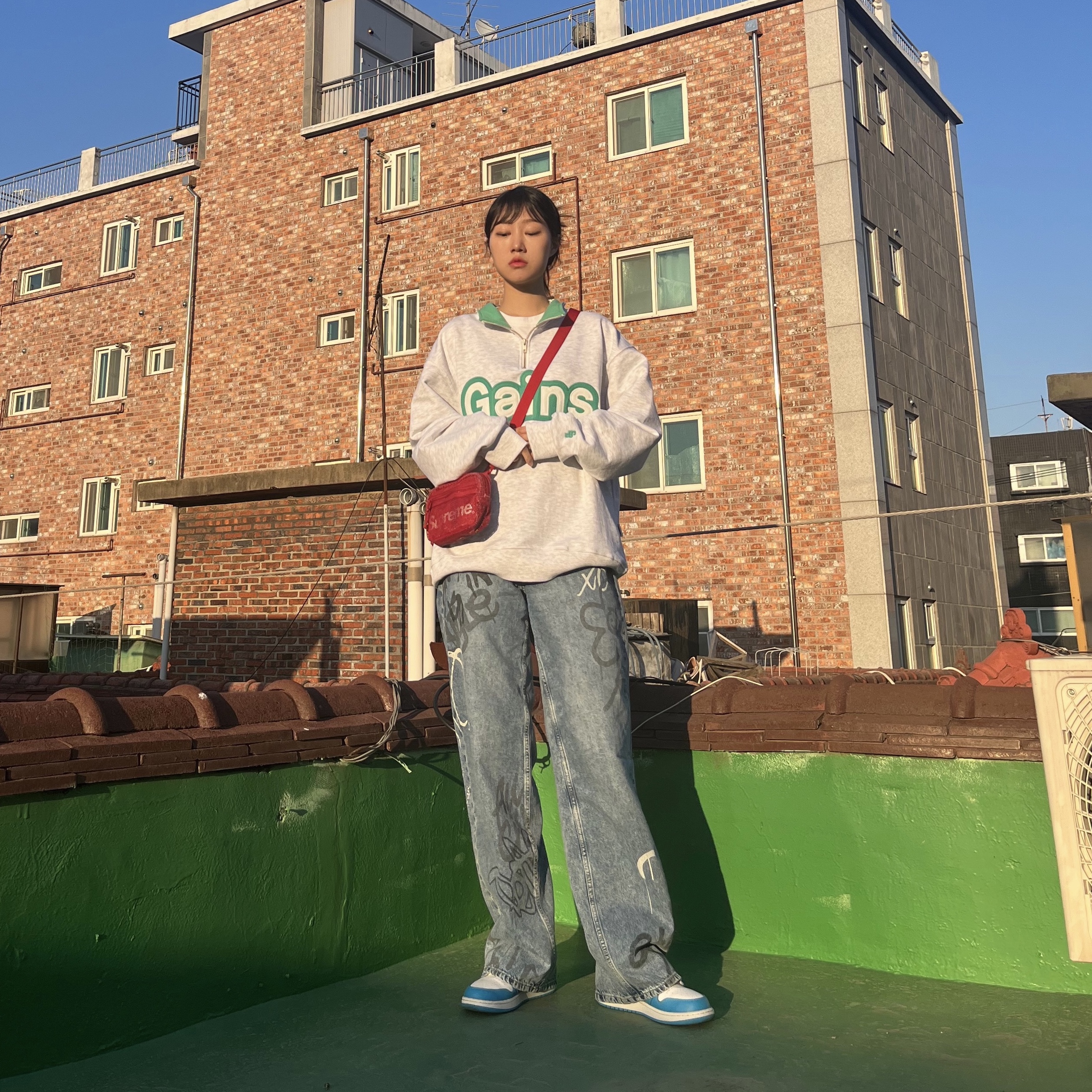 Supreme Small Shoulder Bag Dark Red - 20SS, Jordan 1 Retro UNC 착용 스타일 - 3
