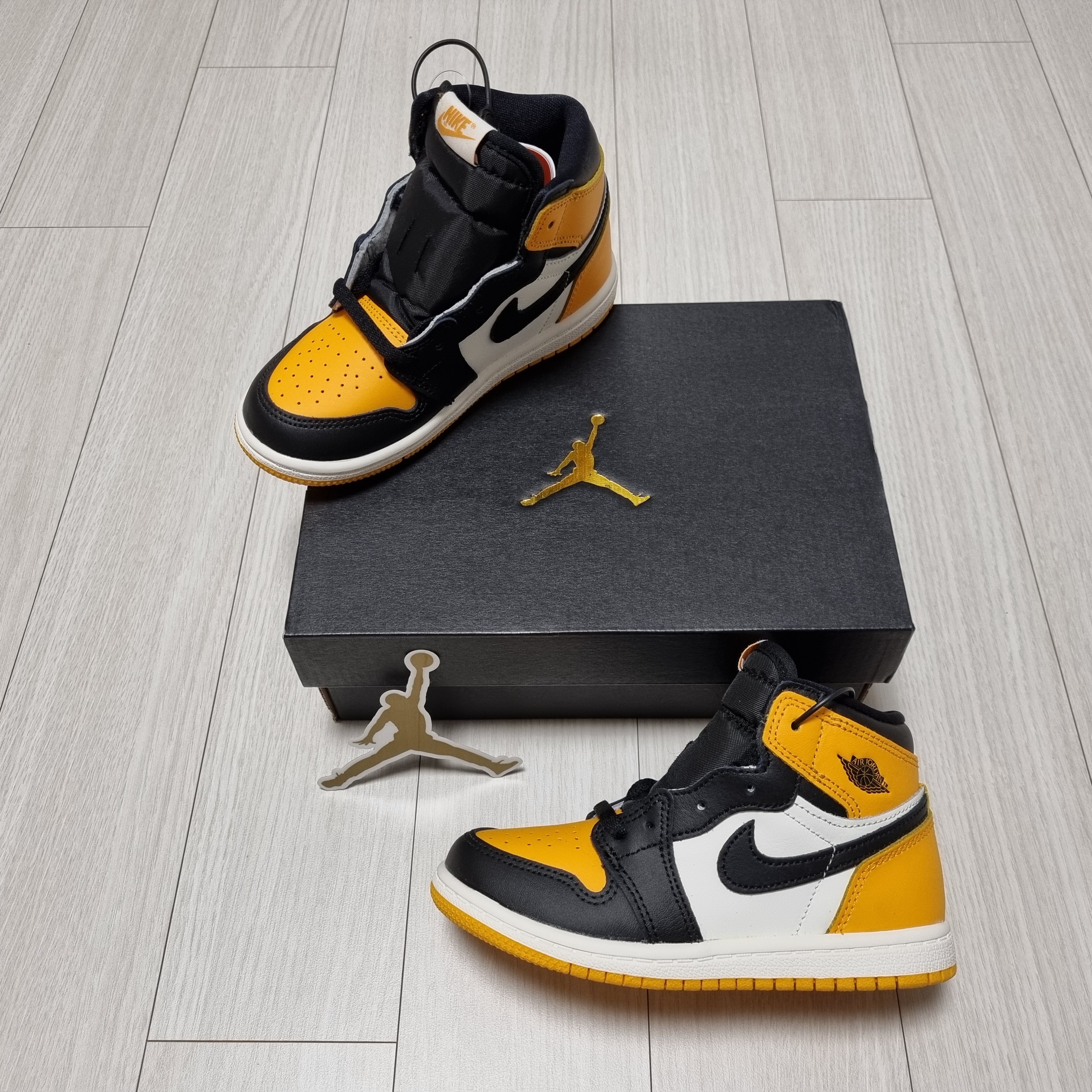 (TD) Jordan 1 Retro High OG Taxi 착용 스타일 - 1