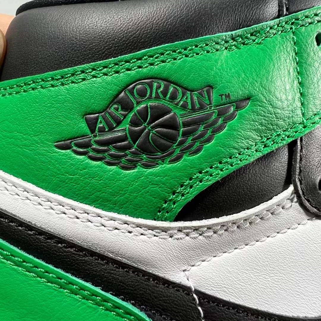 (W) Jordan 1 Retro High OG Lucky Green 착용 스타일 - 3