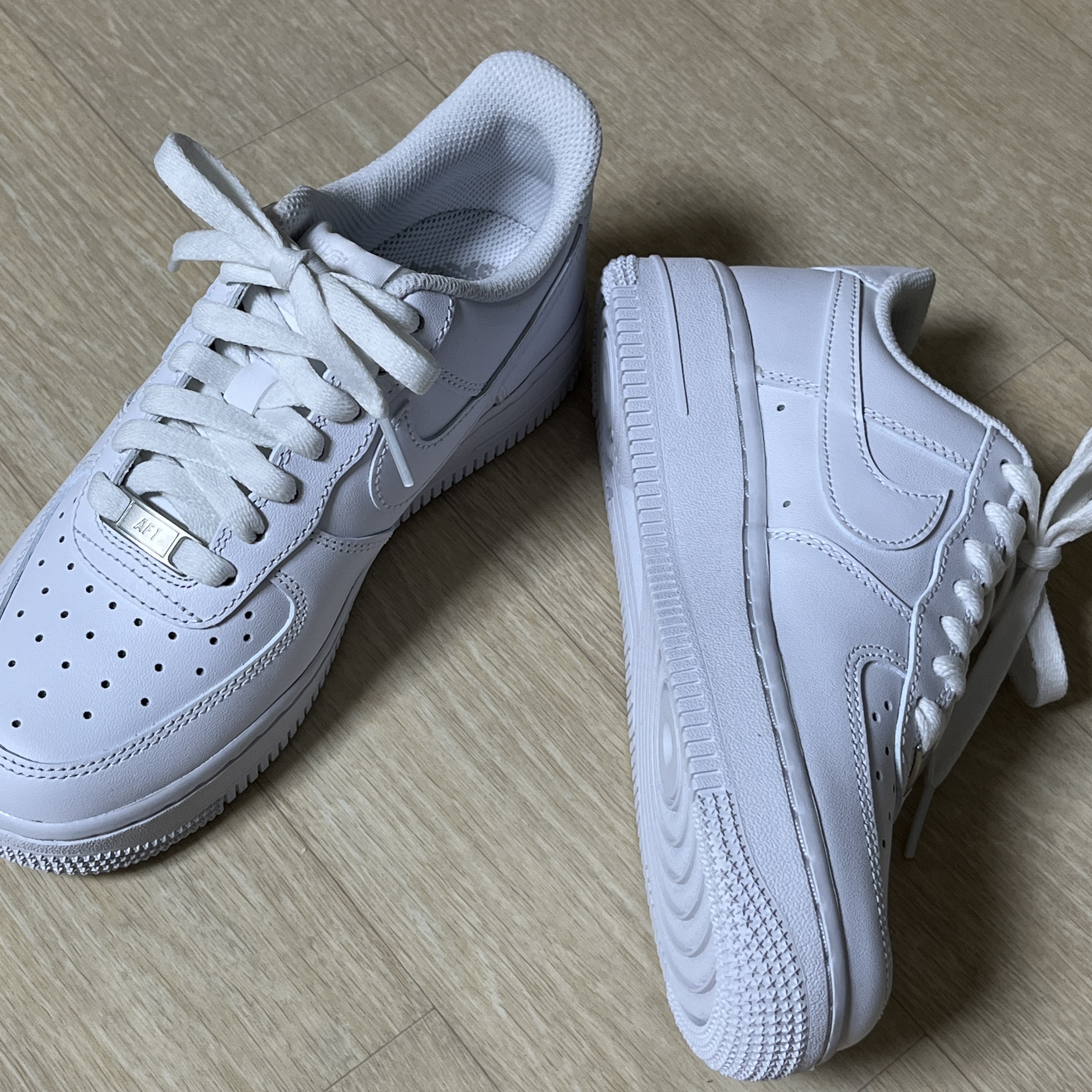(W) Nike Air Force 1 '07 Low White 착용 스타일