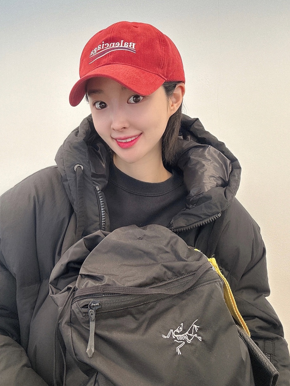 Arc'teryx Heliad 10 Backpack Black 착용 스타일