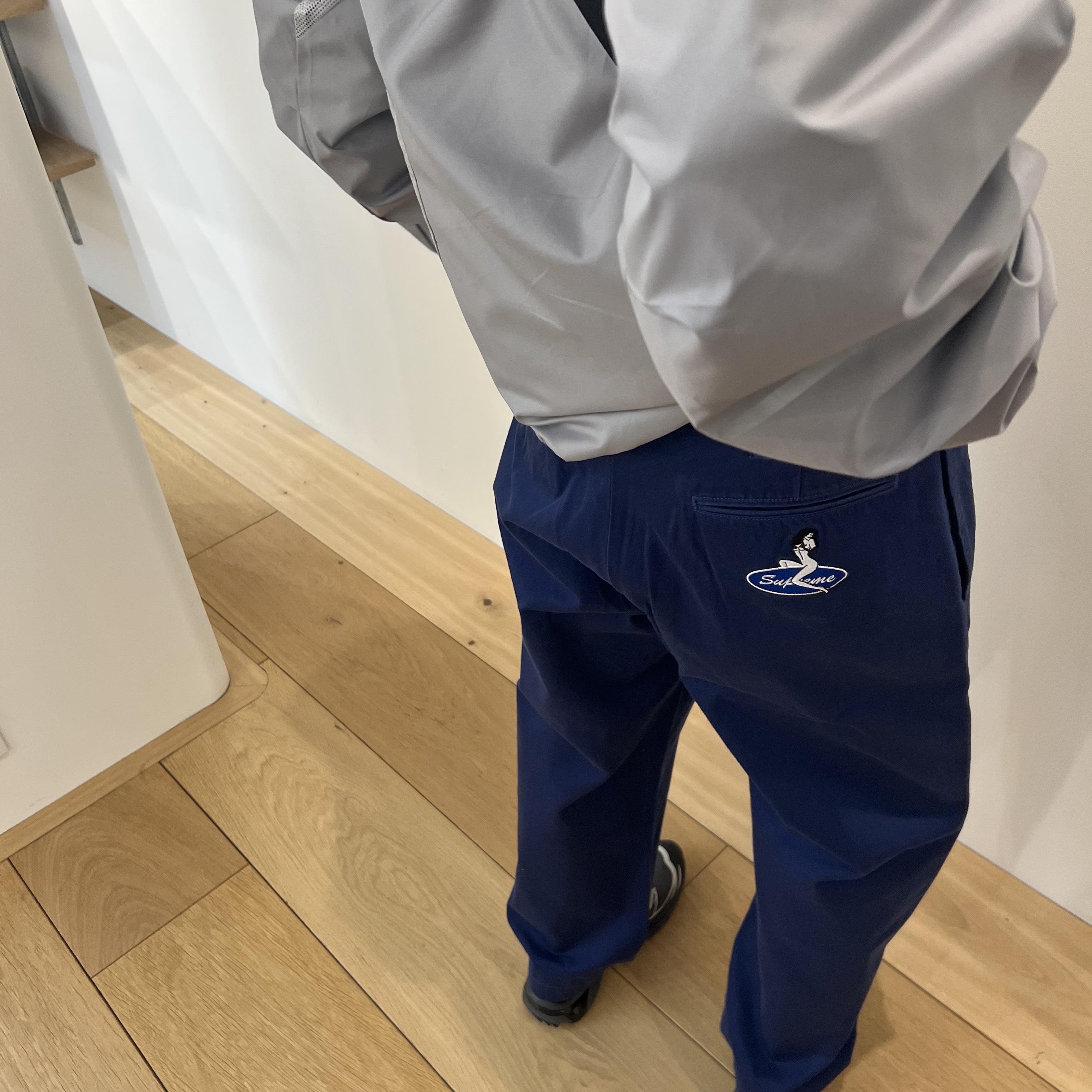 Supreme Chino Pants Light Navy - 23SS 착용 스타일