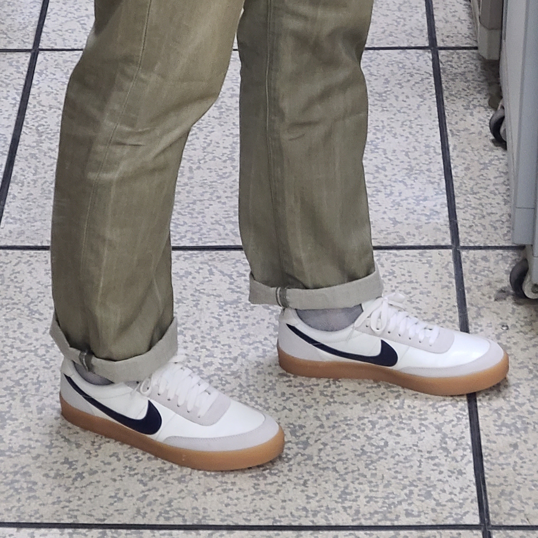 Nike x J.Crew Killshot 2 Sail Midnight Navy 착용 스타일 - 3