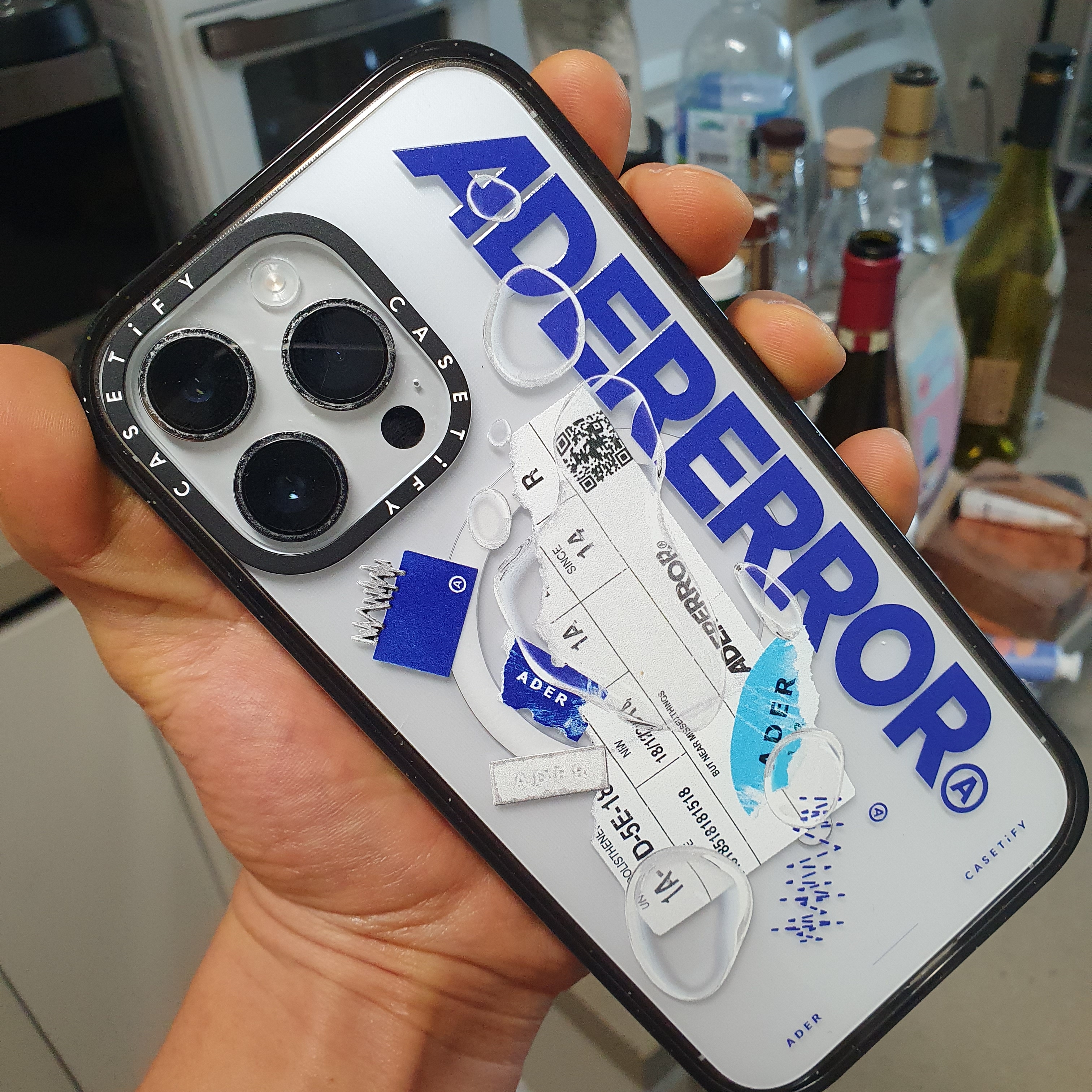 Casetify x Ader Error iPhone Sticker Magsafe Case Clear 착용 스타일