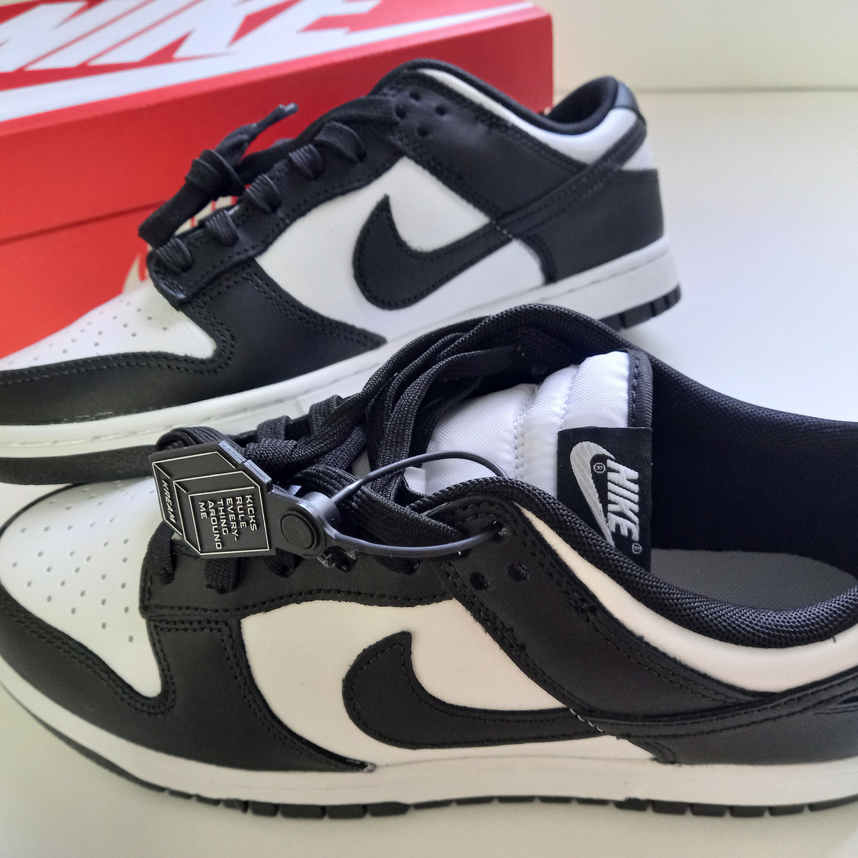 Nike Dunk Low Retro Black 착용 스타일