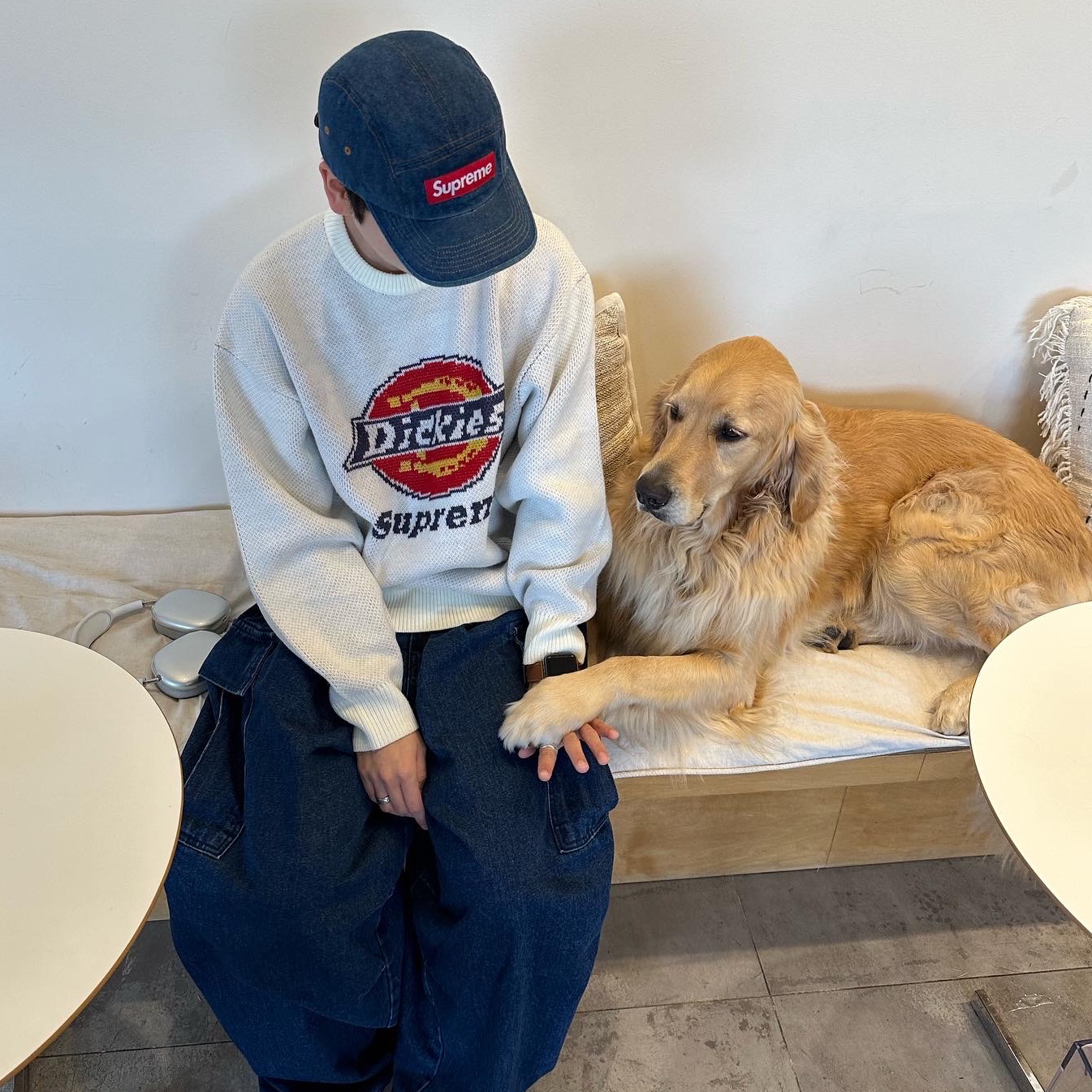 Supreme Washed Chino Twill Camp Cap Denim - 22FW, Supreme x Dickies Sweater White - 22FW 착용 스타일