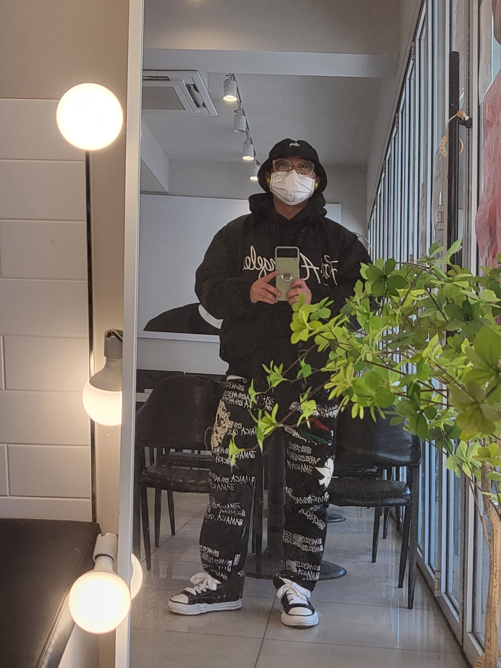 Stussy x Our Legacy x Denim Tears TTL 501 Jean Black, Maison Mihara Yasuhiro Peterson OG Sole Canvas Low Sneakers Black 착용 스타일