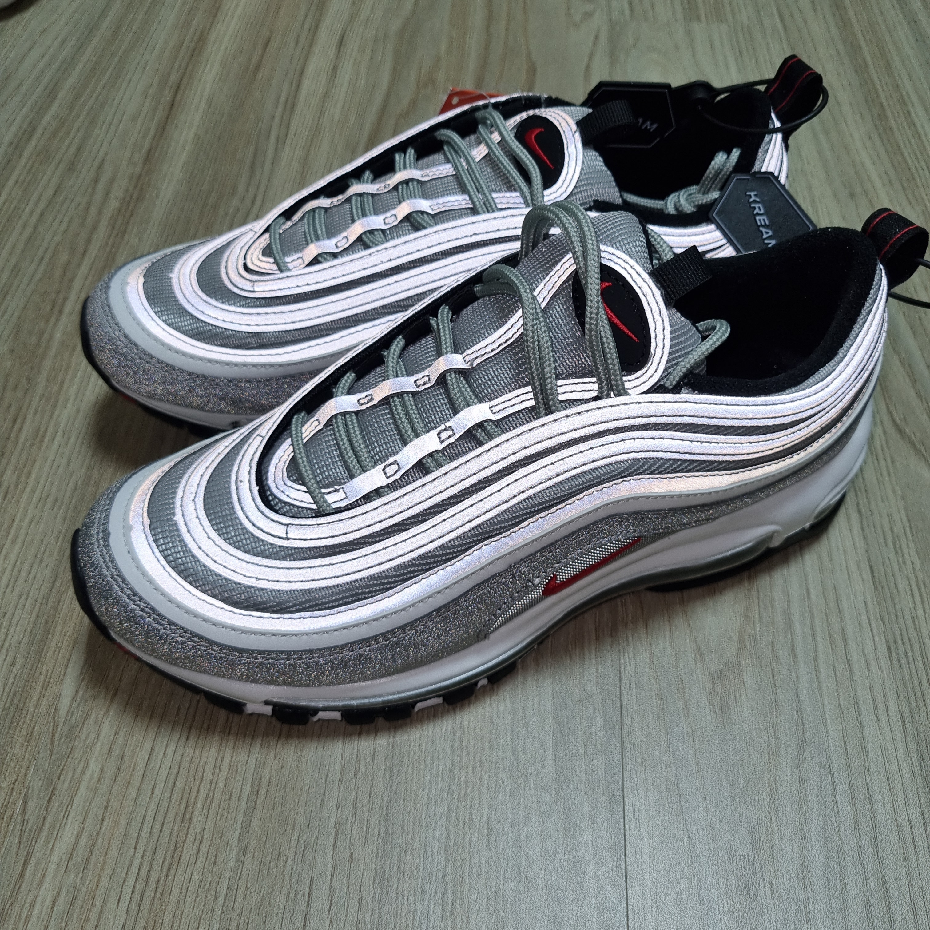 Nike Air Max 97 OG Silver Bullet 2022 착용 스타일