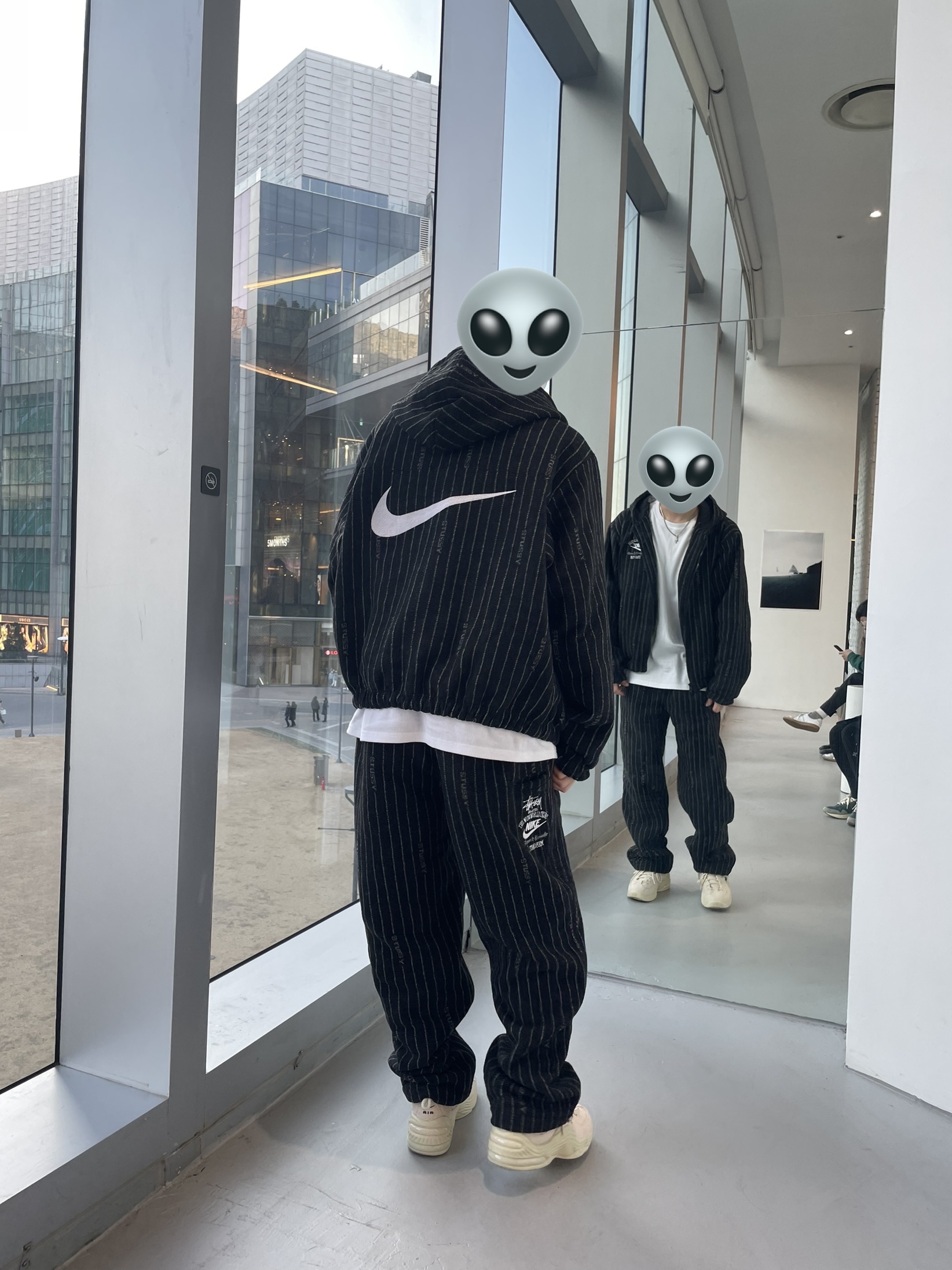 Nike x Stussy NRG Striped Wool Jacket Black (DR4023-010), Nike x Stussy NRG Striped Wool Pants Black (DR4021-010) 착용 스타일 - 4