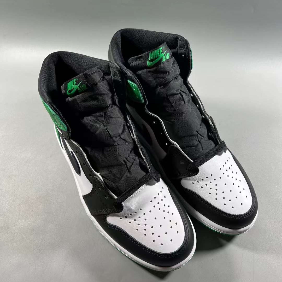 (W) Jordan 1 Retro High OG Lucky Green 착용 스타일 - 4