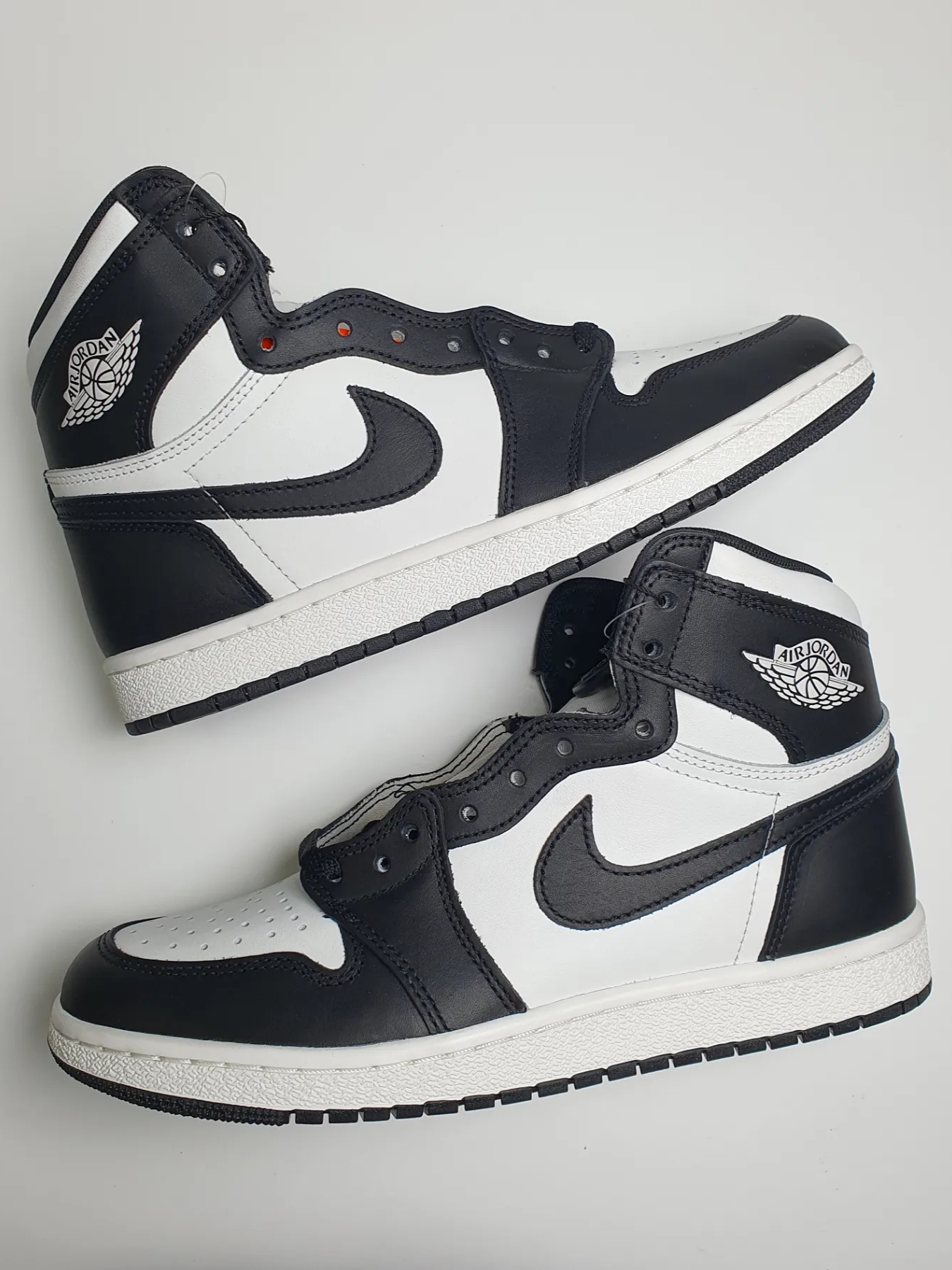 Jordan 1 High 85 Black White 착용 스타일 - 5