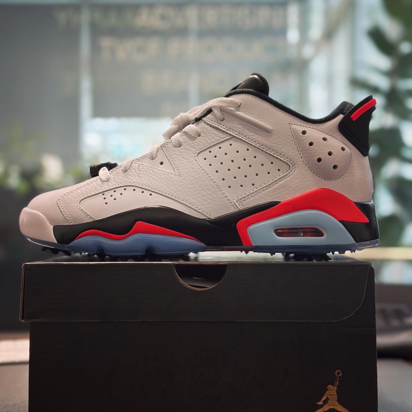 Jordan 6 Retro Low Golf White Infrared 23 착용 스타일 - 2