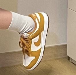 (W) Nike Dunk Low Next Nature Phantom 착용 스타일 - 2