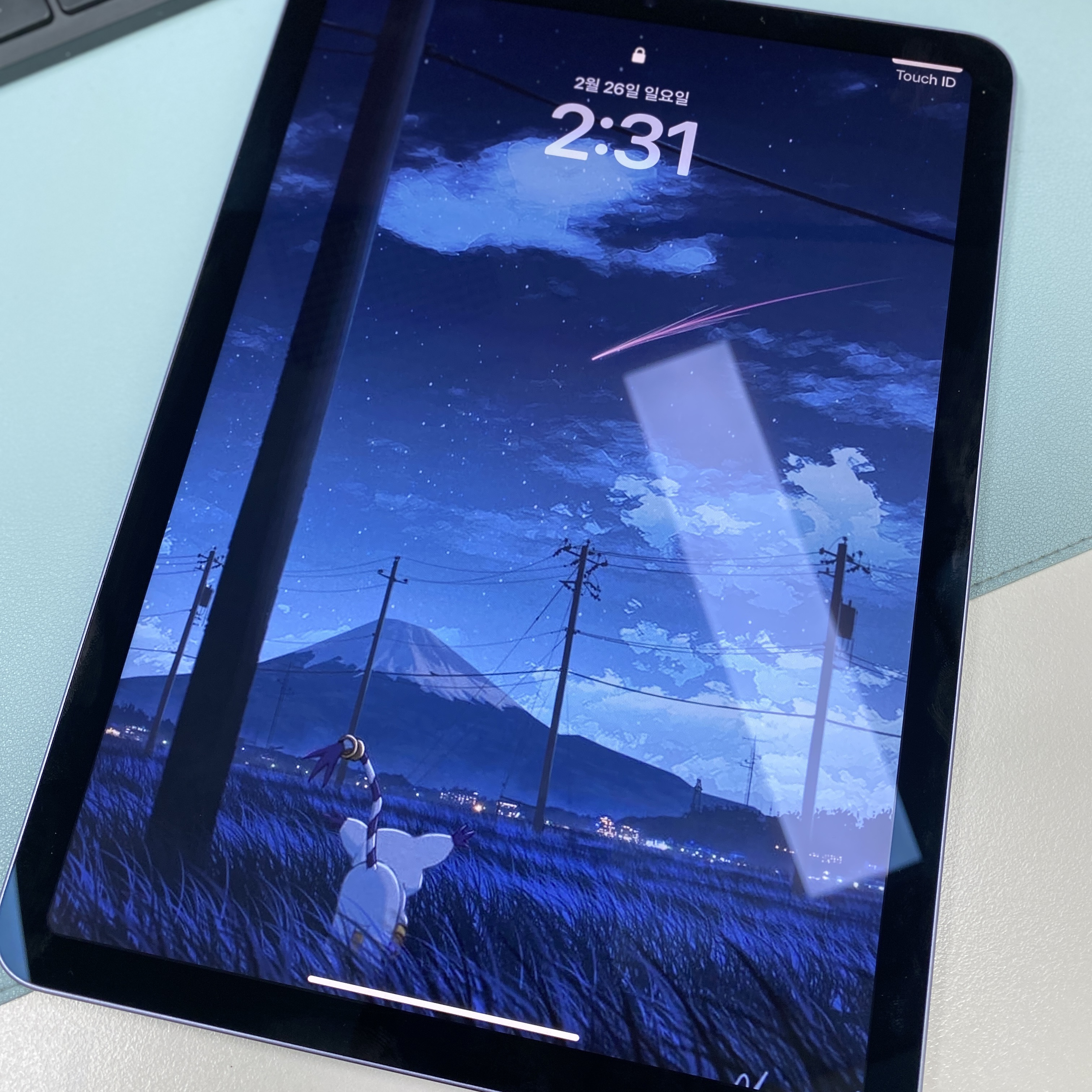 Apple iPad Air 5th Gen Wifi 64GB Purple (Korean Ver.) 착용 스타일 - 4