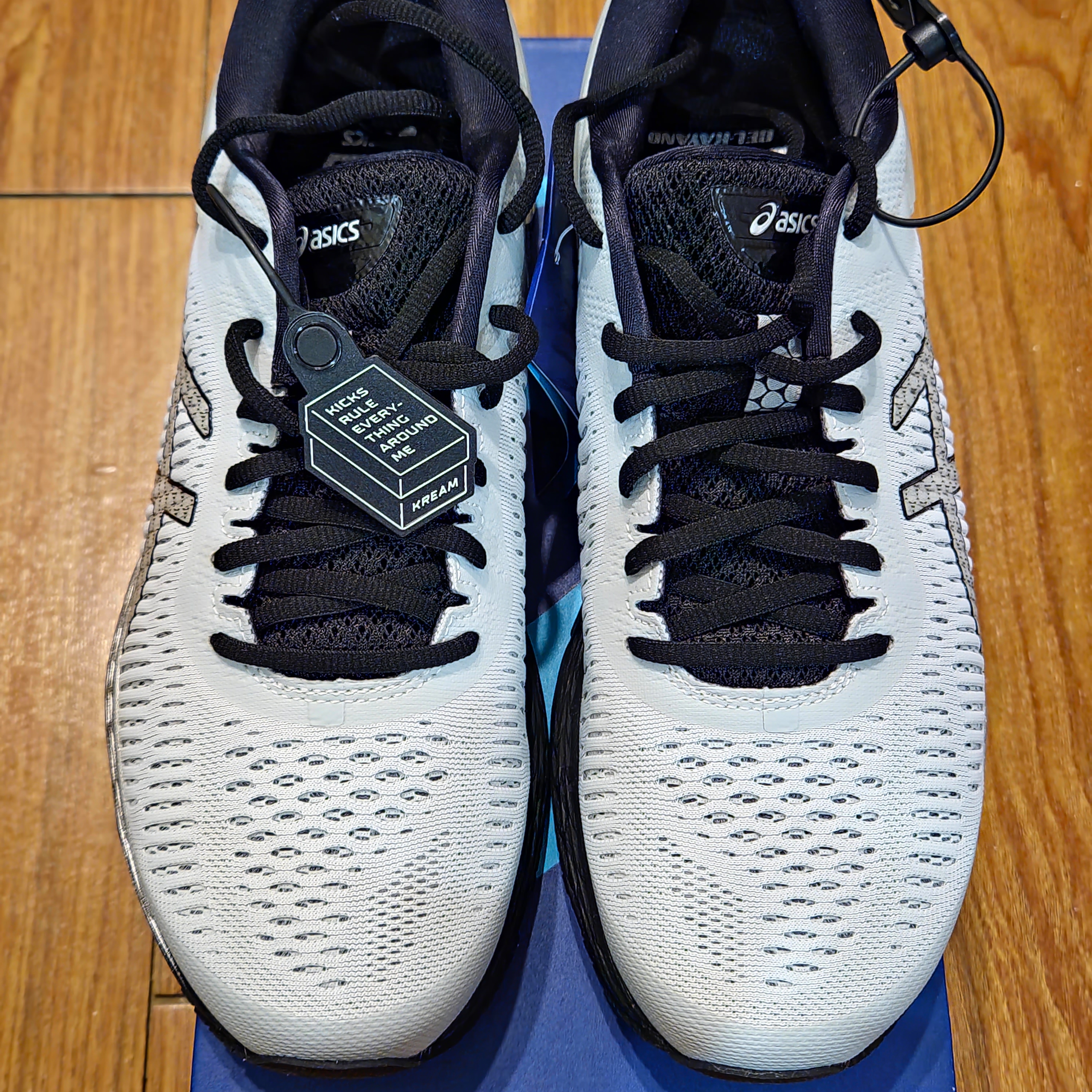 Asics Gel-Kayano 25 Glacier Grey 착용 스타일
