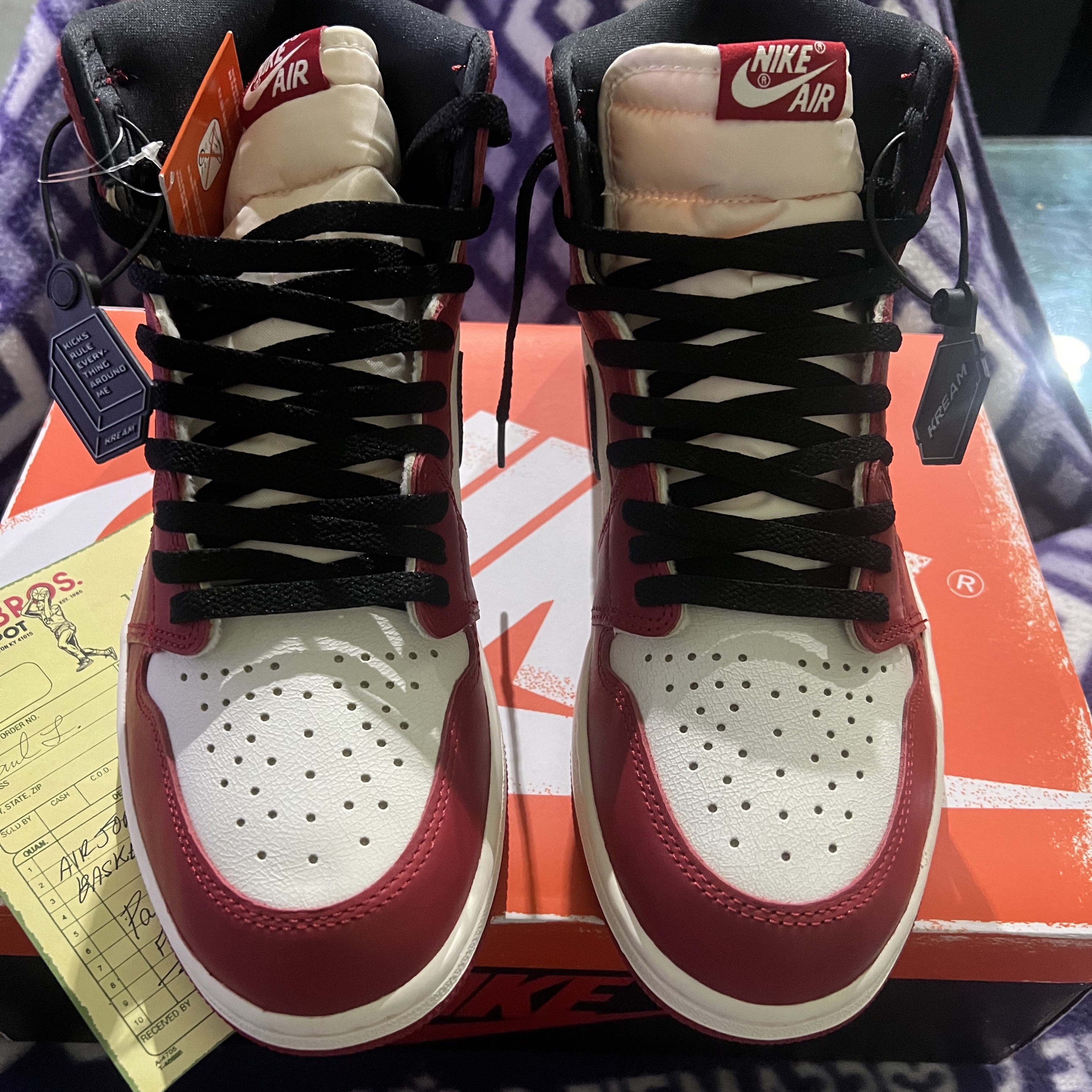 Jordan 1 Retro High OG Chicago 2022 착용 스타일 - 2