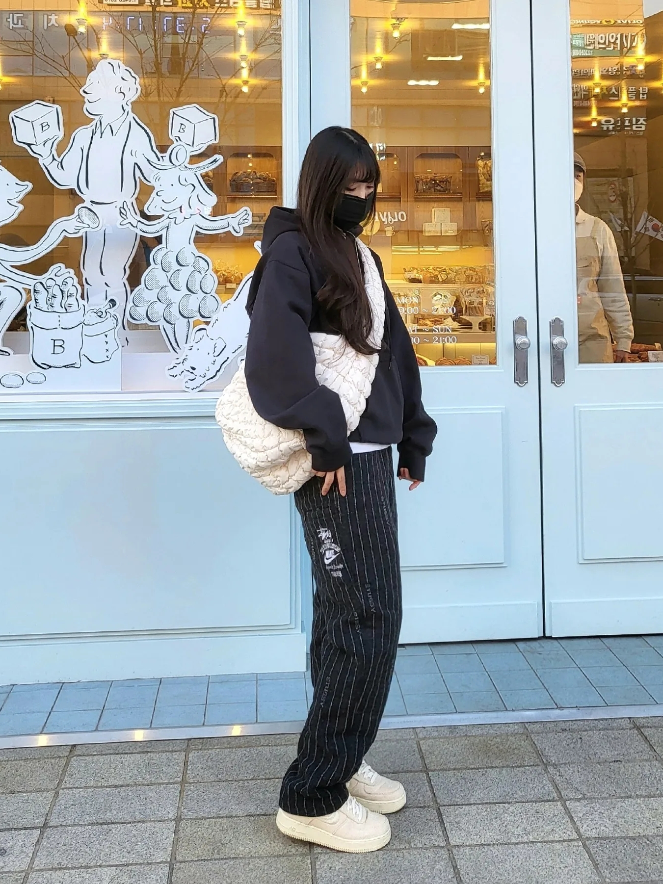 Nike x Stussy NRG Striped Wool Pants Black (DR4021-010), Nike x Stussy Air Force 1 Low Fossil 착용 스타일 - 2