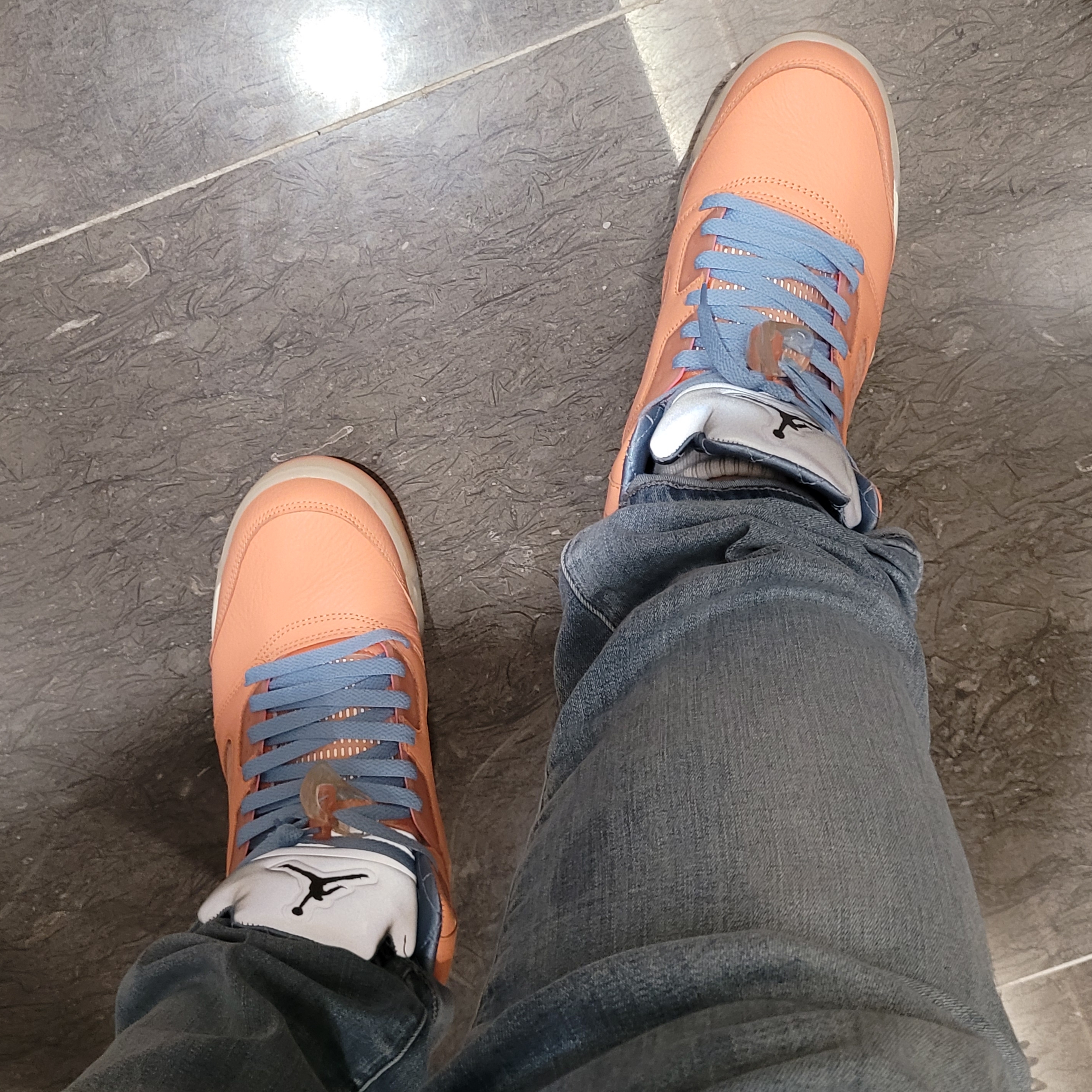 Jordan 5 x DJ Khaled Retro SP Crimsson Bliss 착용 스타일