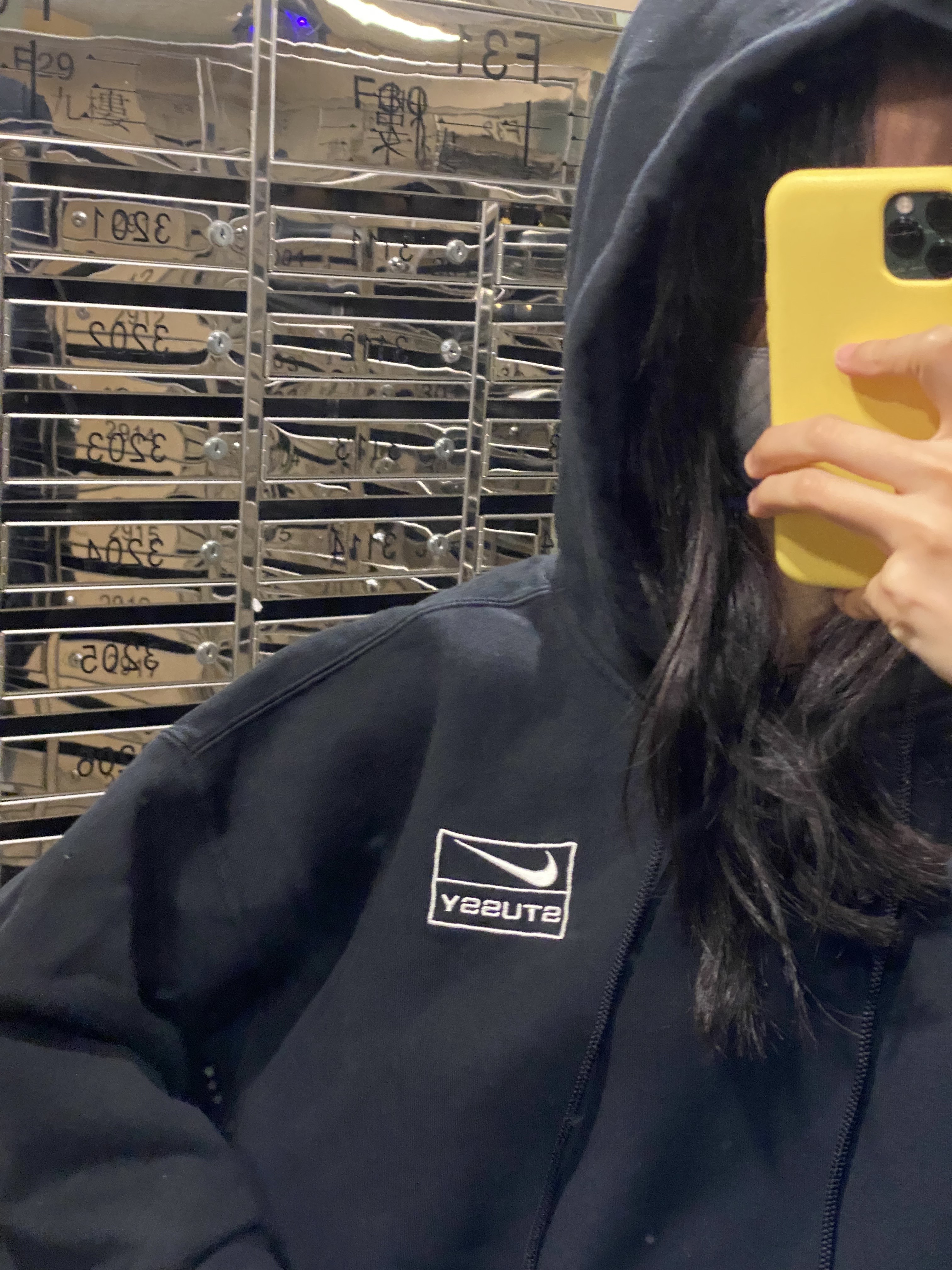 Nike x Stussy NRG RA Washed Pullover Hoodie Black (DN4029-010), Nike x Stussy NRG RA Washed Pullover Hoodie Black (DN4028-010) 착용 스타일 - 1