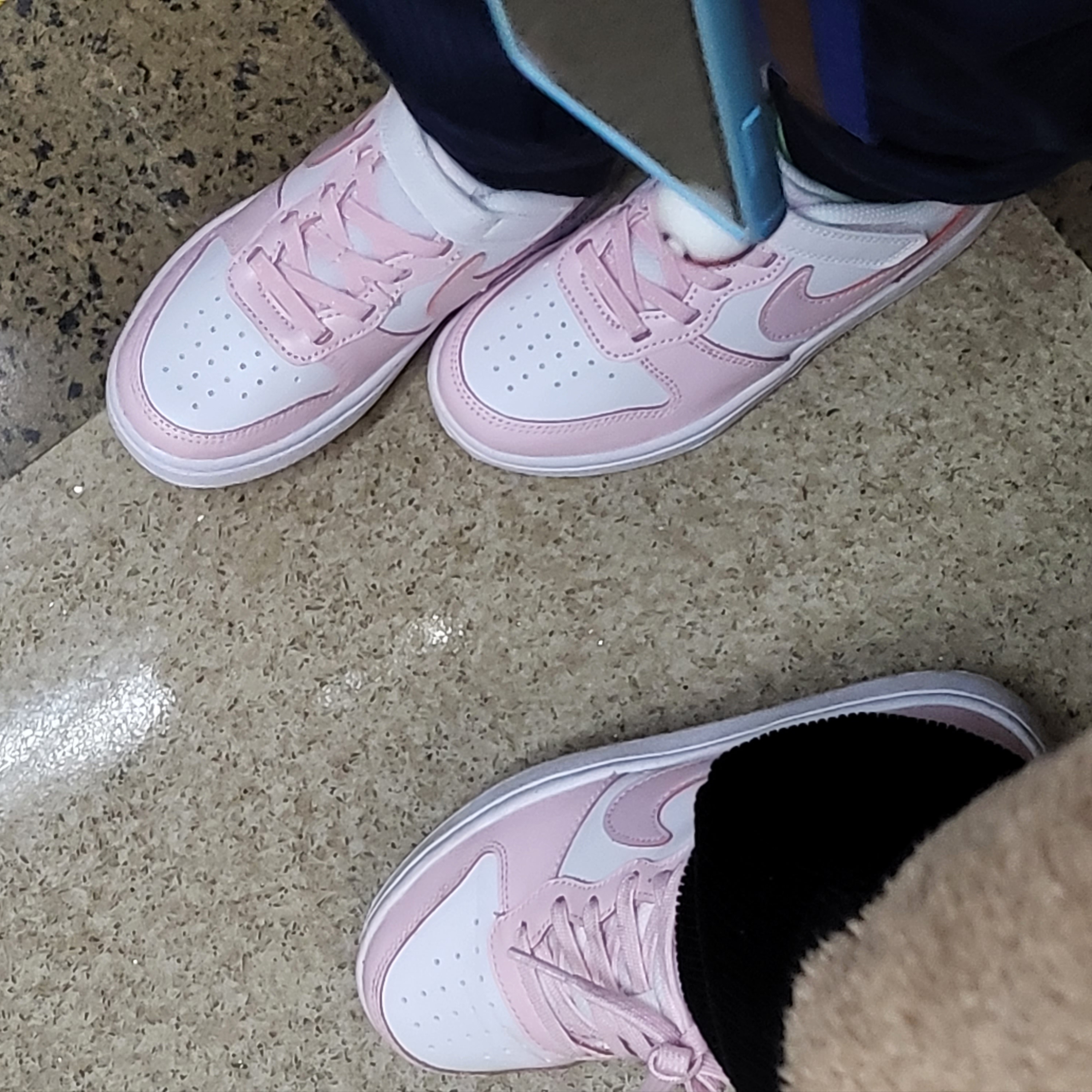 (PS) Nike Court Borough 2 SE White Pink Foam, (GS) Nike Court Borough 2 SE White Pink Foam 착용 스타일