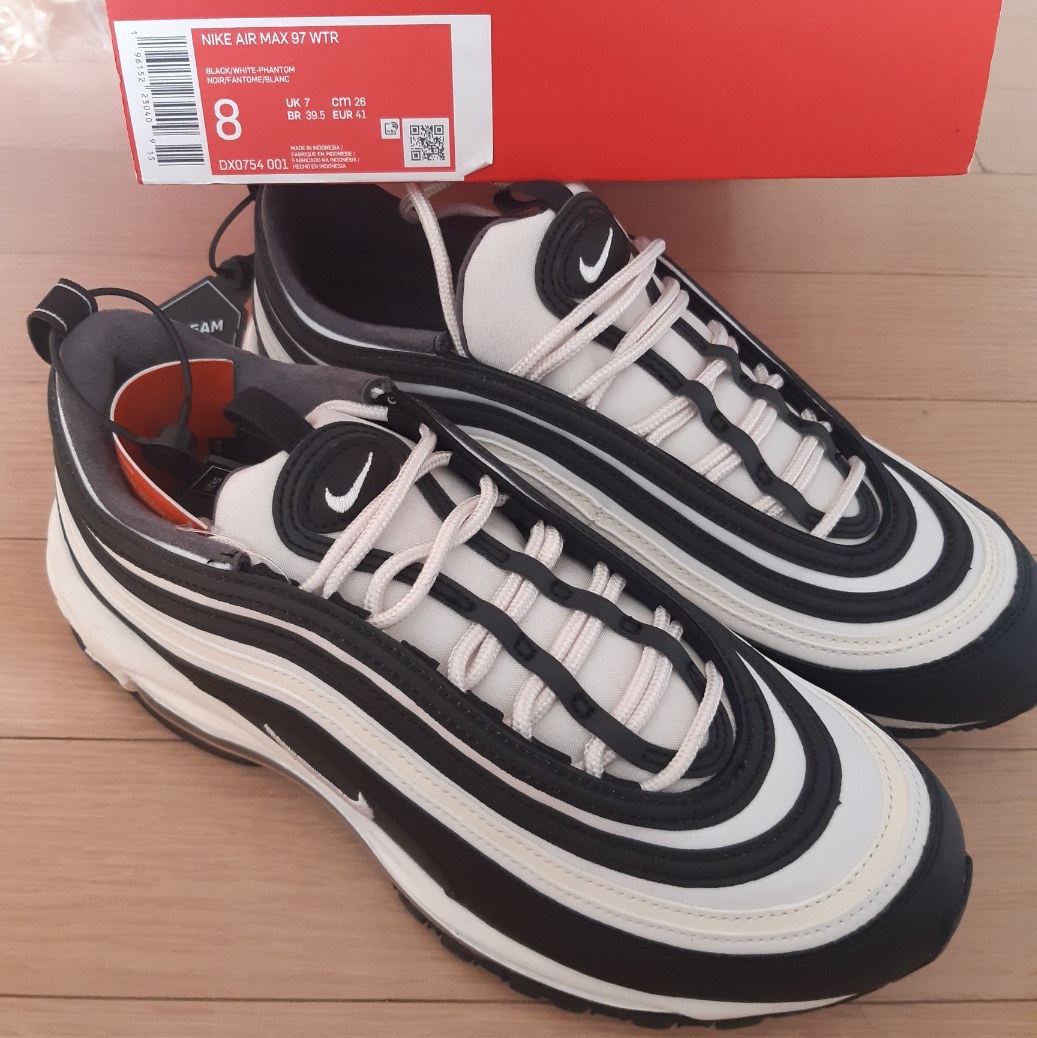 Nike Air Max 97 Black Phantom 착용 스타일