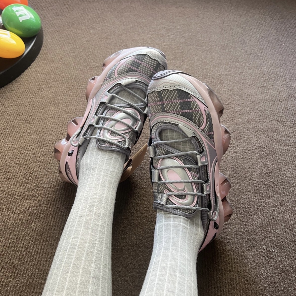 (W) Asics x Kiko Kostadinov x Hysteric Glamour Gel-Quantum Cotton Candy 착용 스타일