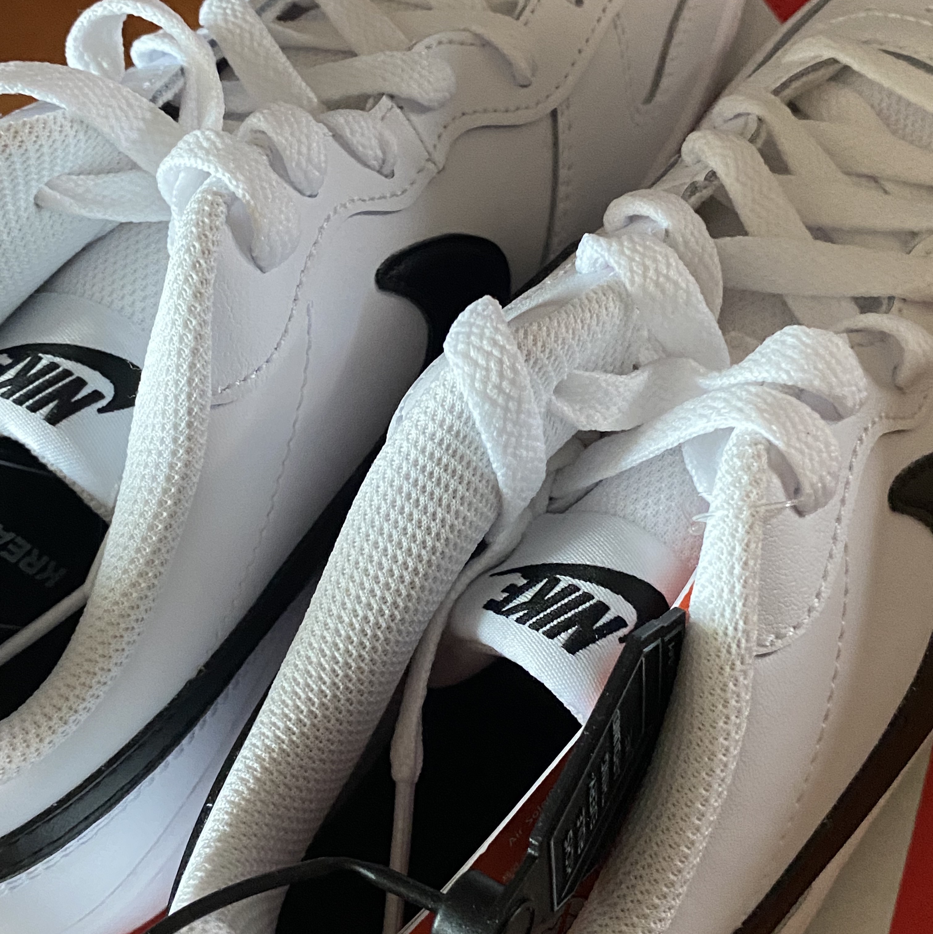 (GS) Nike Court Borough Low 2 White Black 착용 스타일