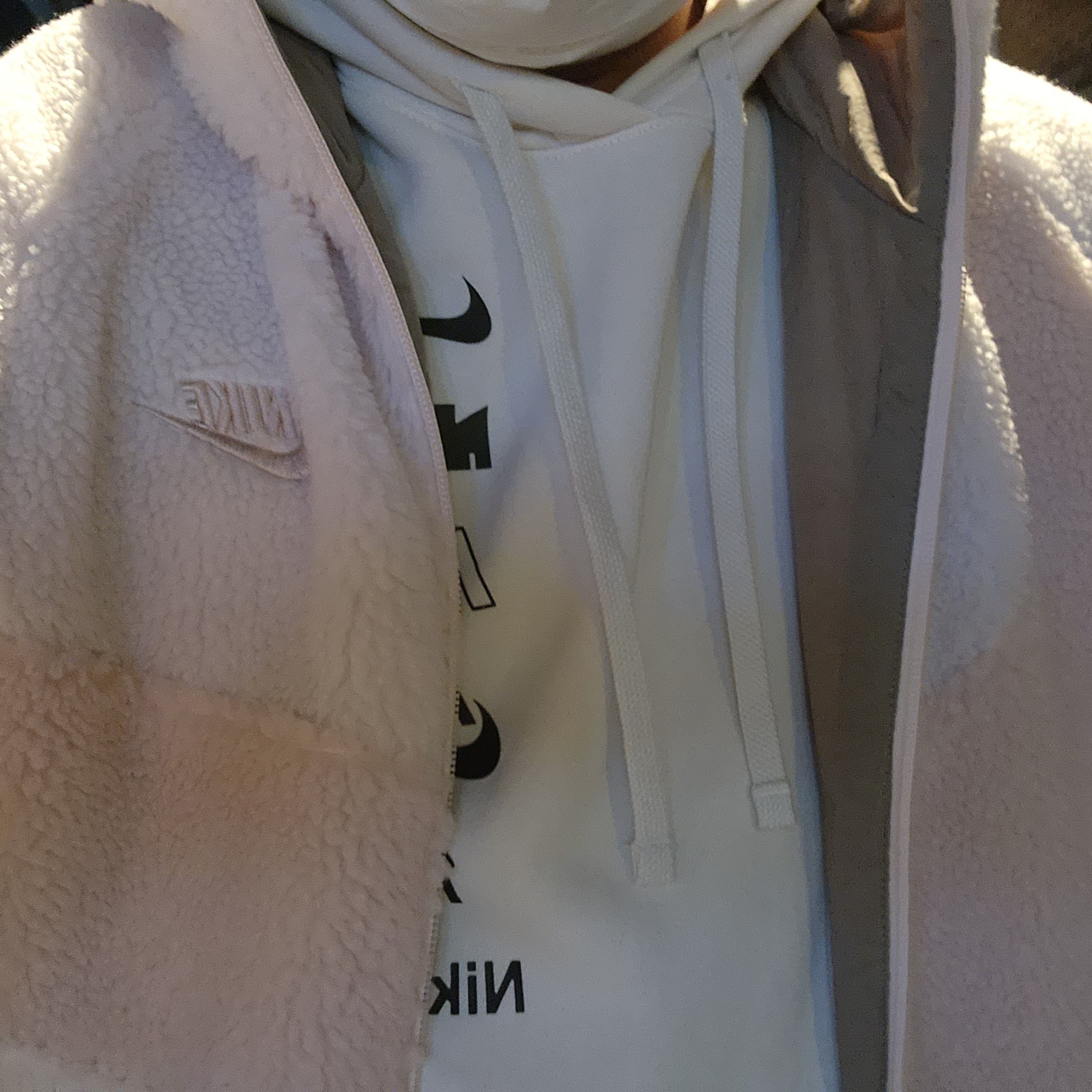 Nike Big Swoosh Full Zip Jacket Light Soft Pink Pink Oxford 착용 스타일