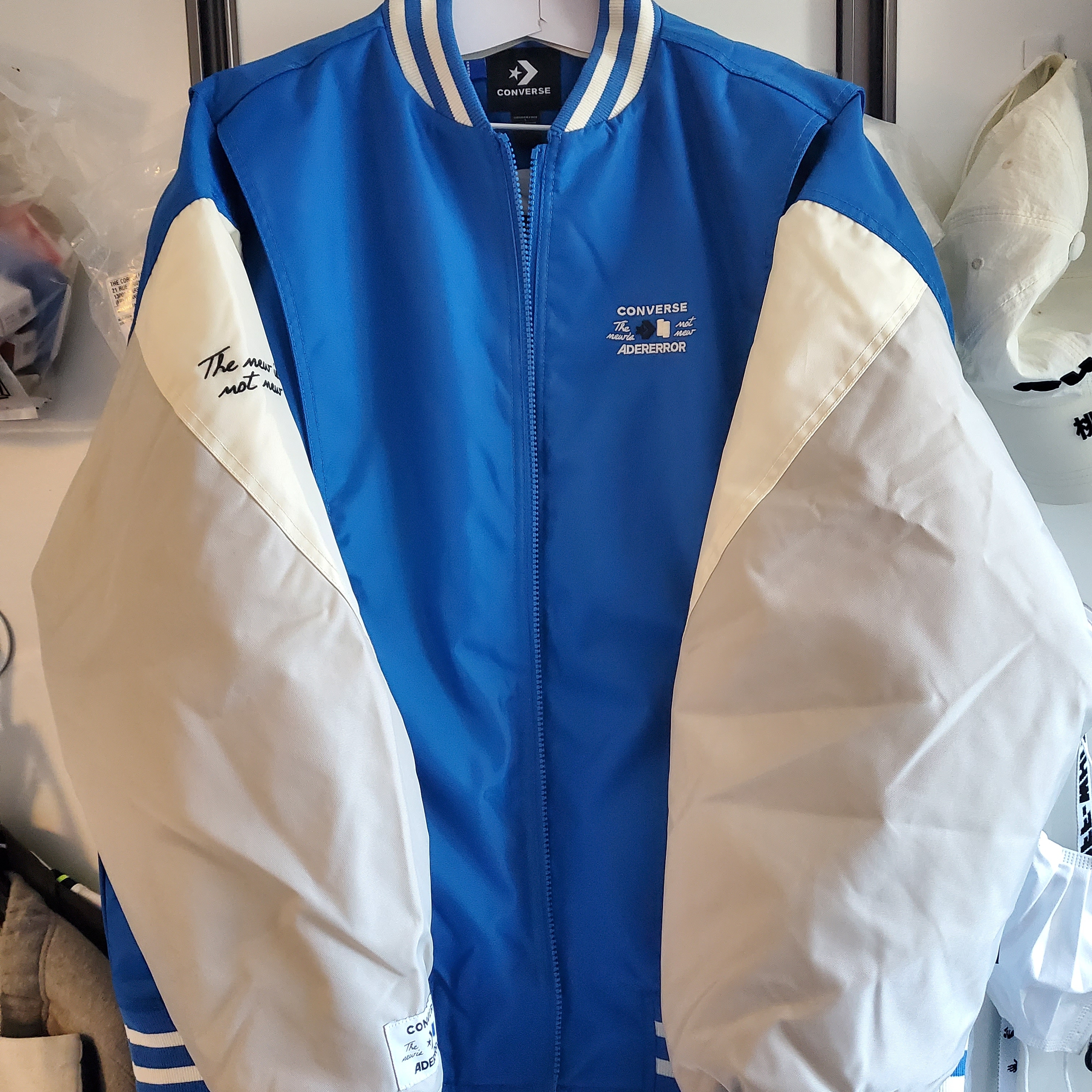 Converse x Ader Error Shapes Varsity Jacket Cobalt 착용 스타일 - 3