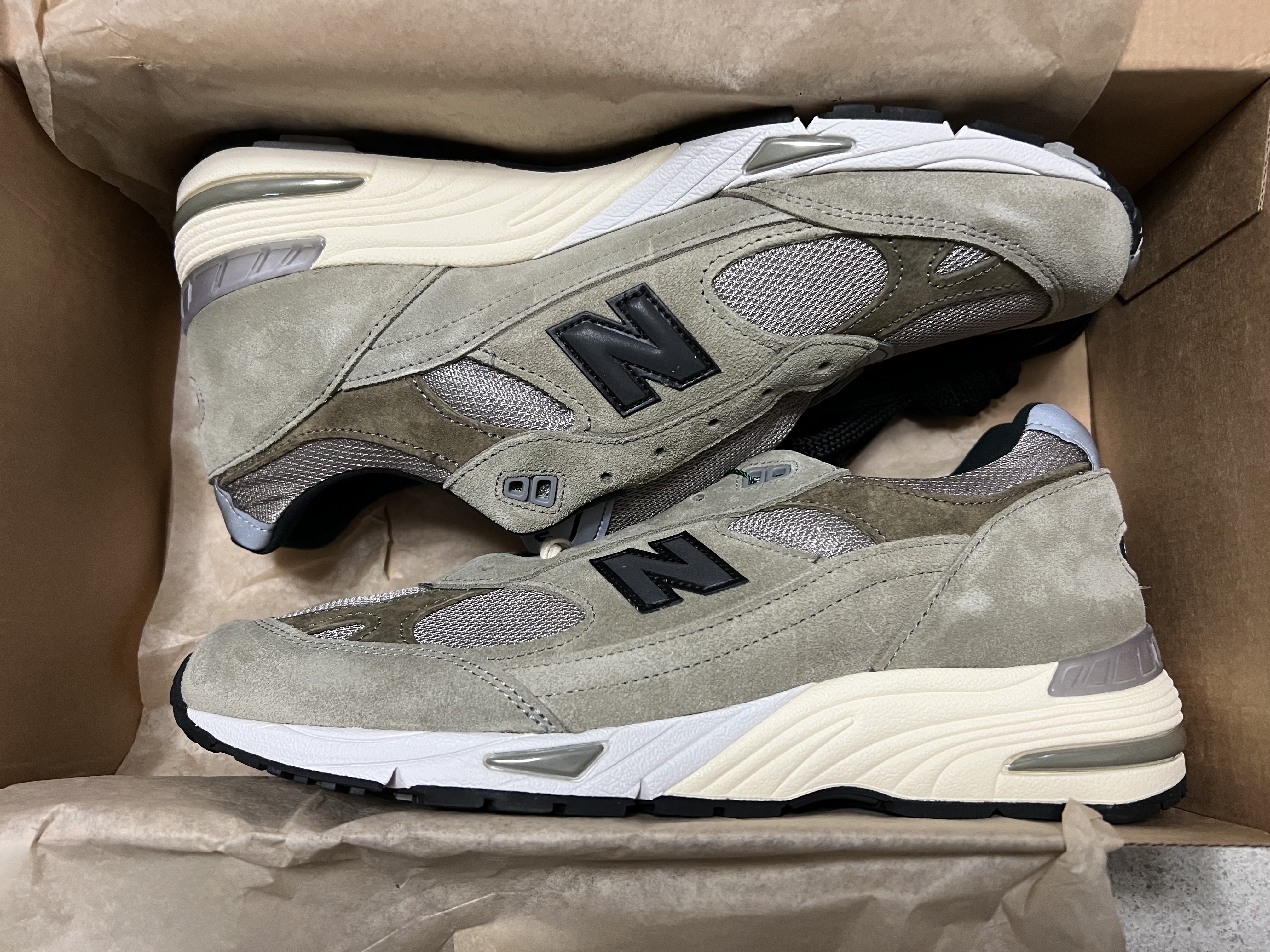 New Balance x JJJJound 991 Made in UK Grey 착용 스타일 - 2