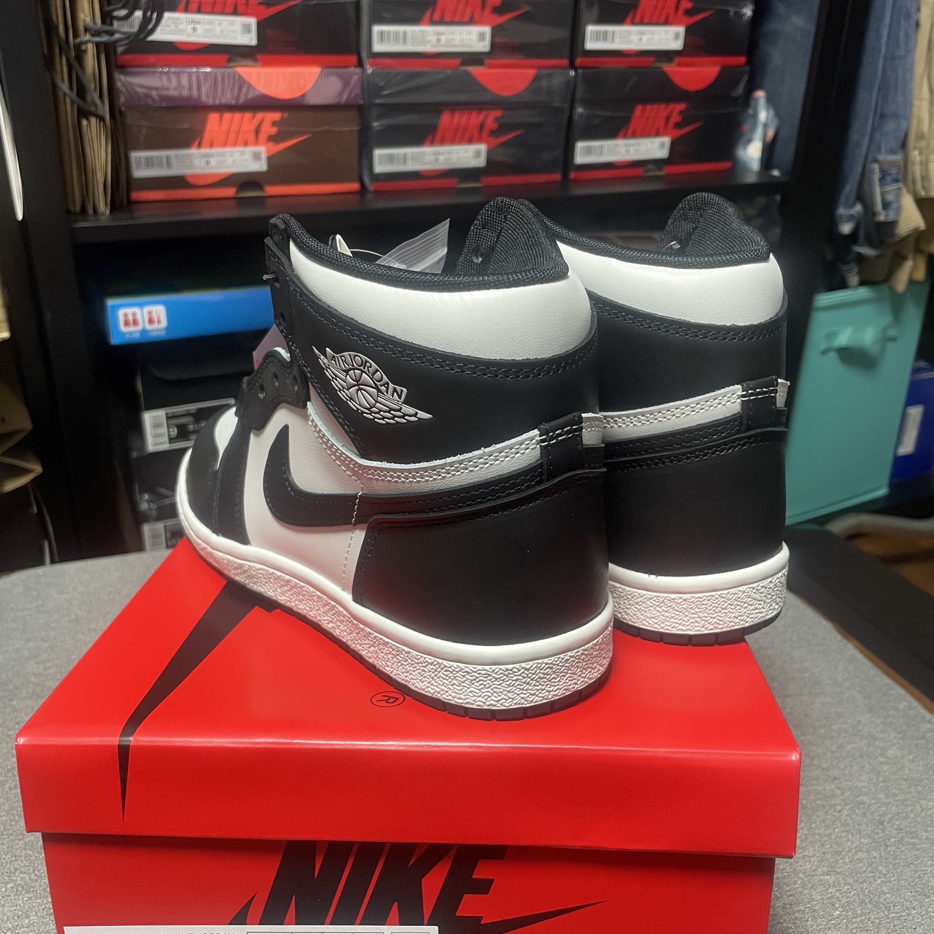 Jordan 1 High 85 Black White 착용 스타일 - 3