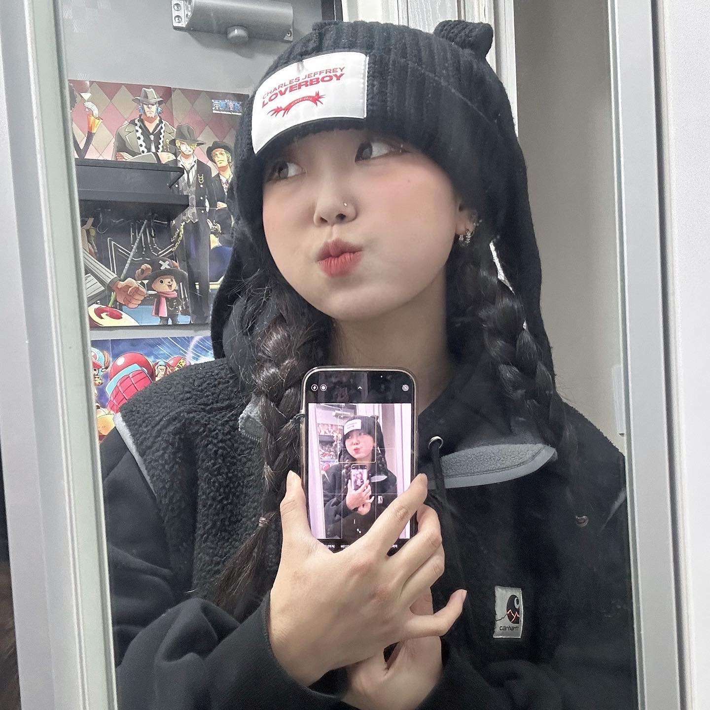 Charles Jeffrey Loverboy Chunky Rabbit Beanie Black, Charles Jeffrey Loverboy Chunky Rabbit Beanie Ecru 착용 스타일