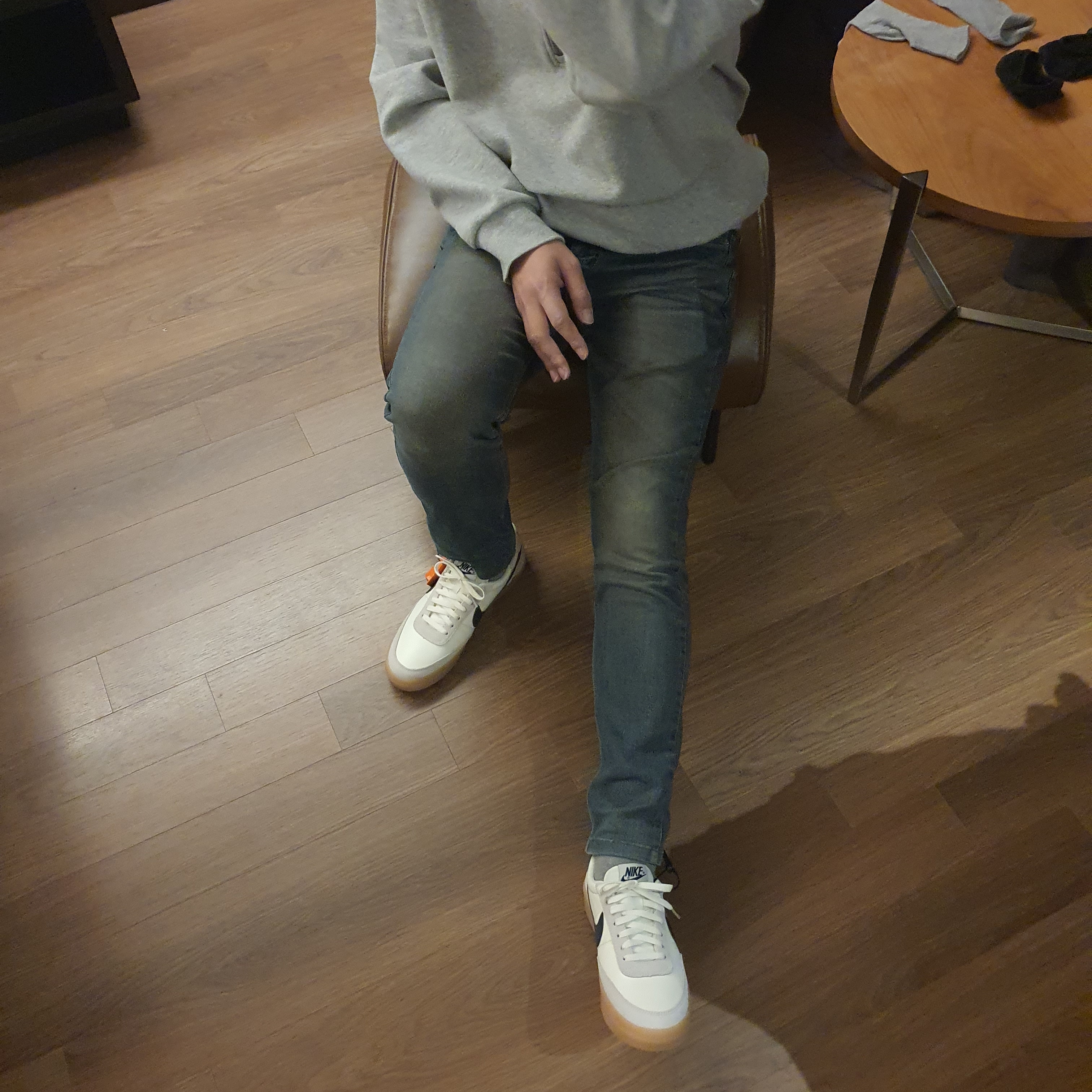 Nike x J.Crew Killshot 2 Sail Midnight Navy 착용 스타일 - 2