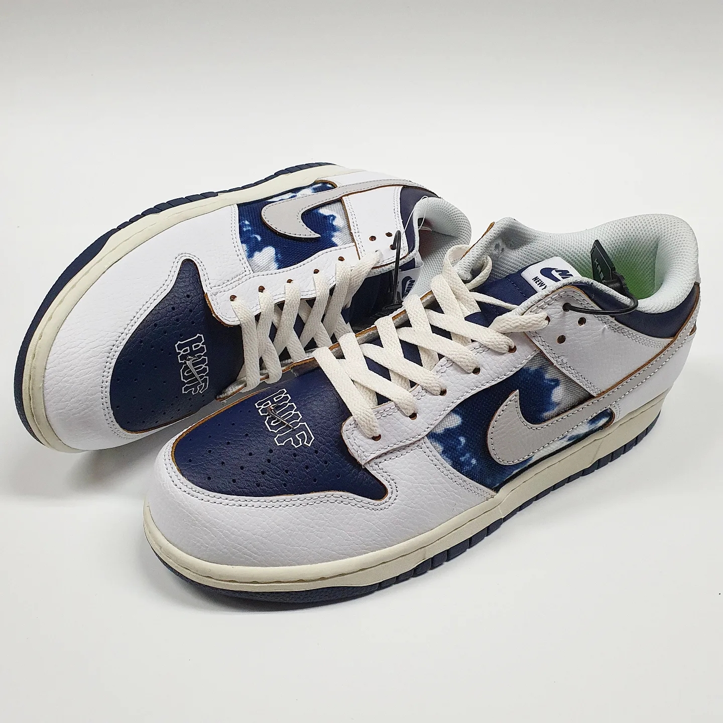 Nike x HUF SB Dunk Low New York 착용 스타일 - 2