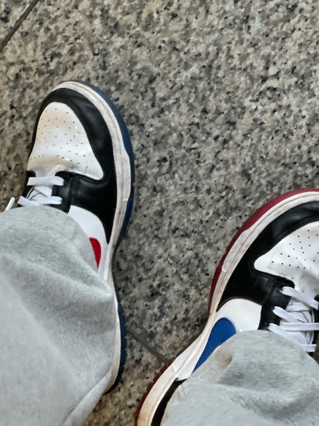 Nike Dunk Low SE Seoul 착용 스타일 - 2