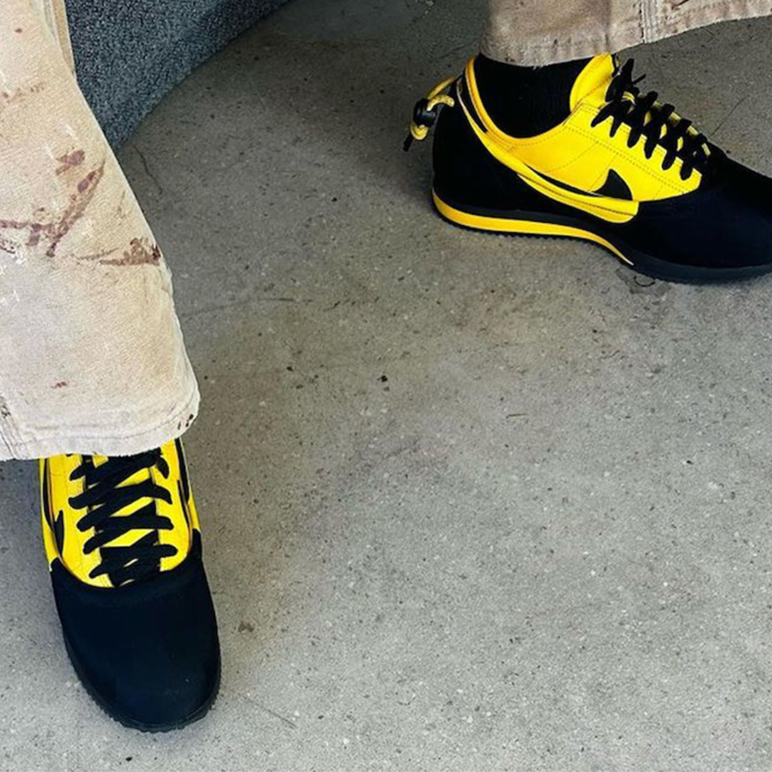 Nike x Clot Cortez SP Black Varsity Maize 착용 스타일 - 3