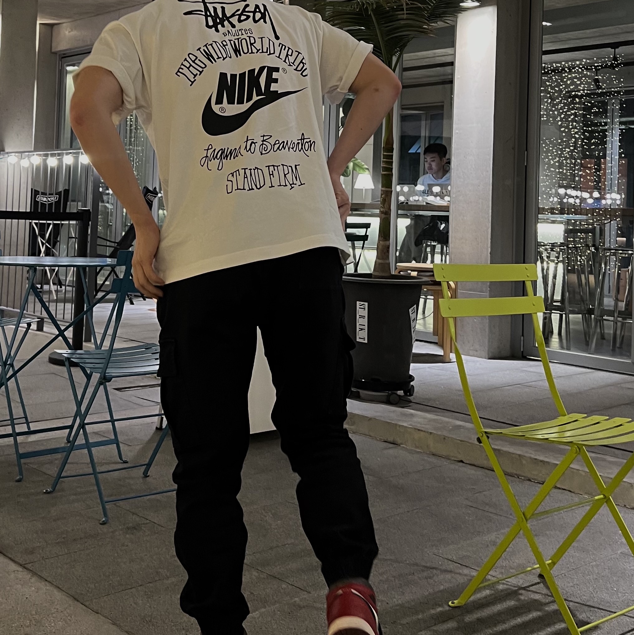 Nike x Stussy T-Shirt White (DV1774-100), Jordan 1 Retro High OG Chicago 2022 착용 스타일