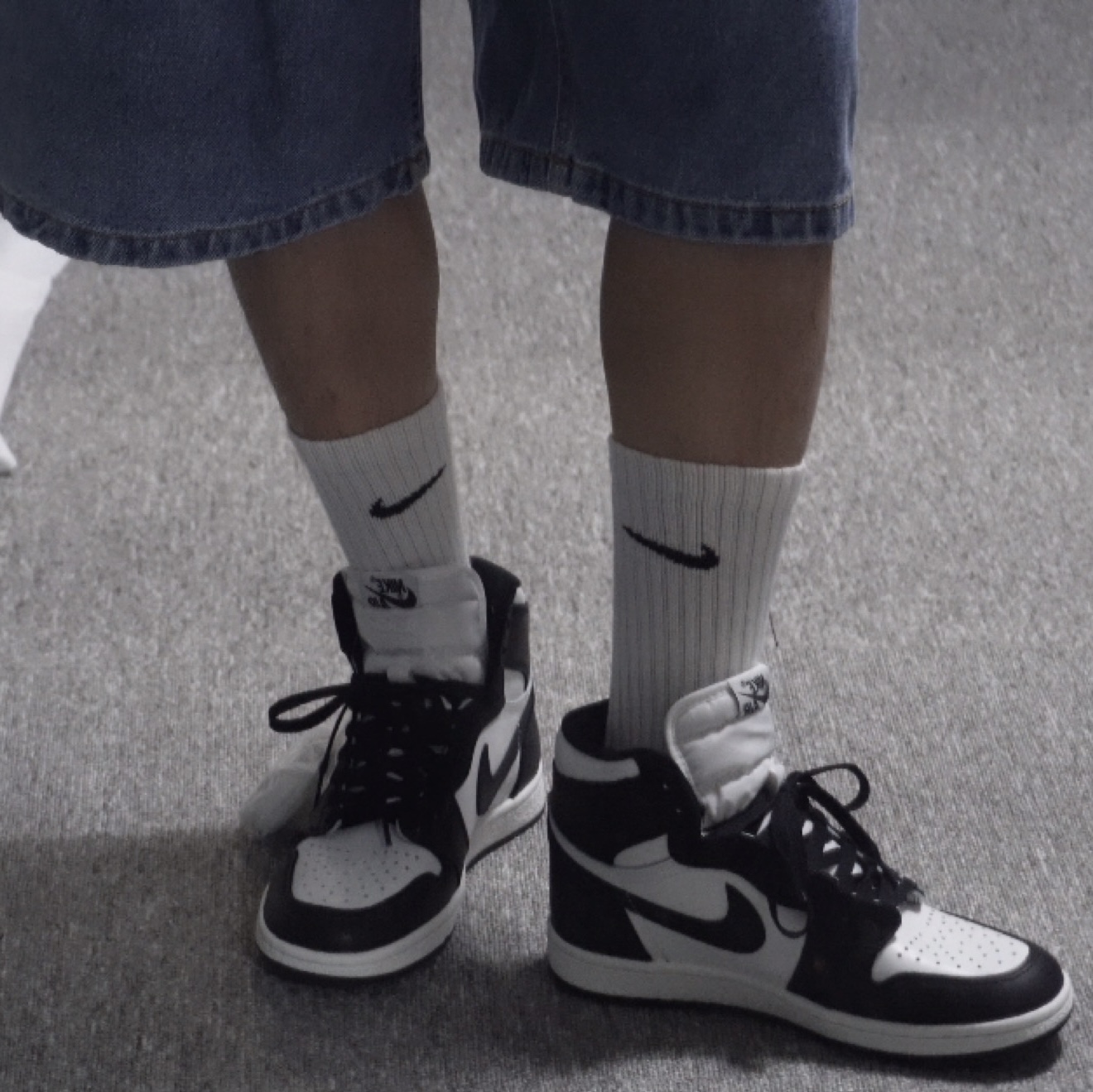 Jordan 1 High 85 Black White 착용 스타일 - 4
