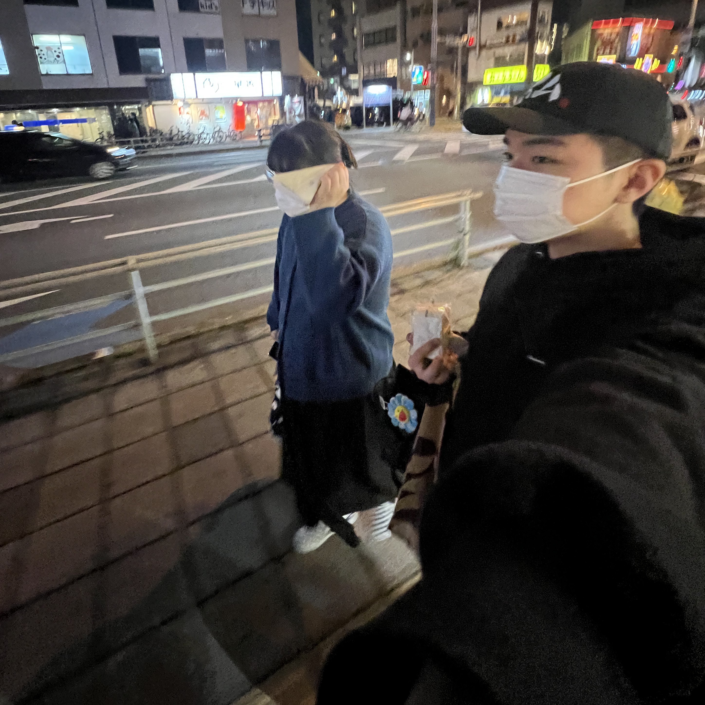 Supreme Small Box Hooded Sweatshirt Black - 22FW 착용 스타일