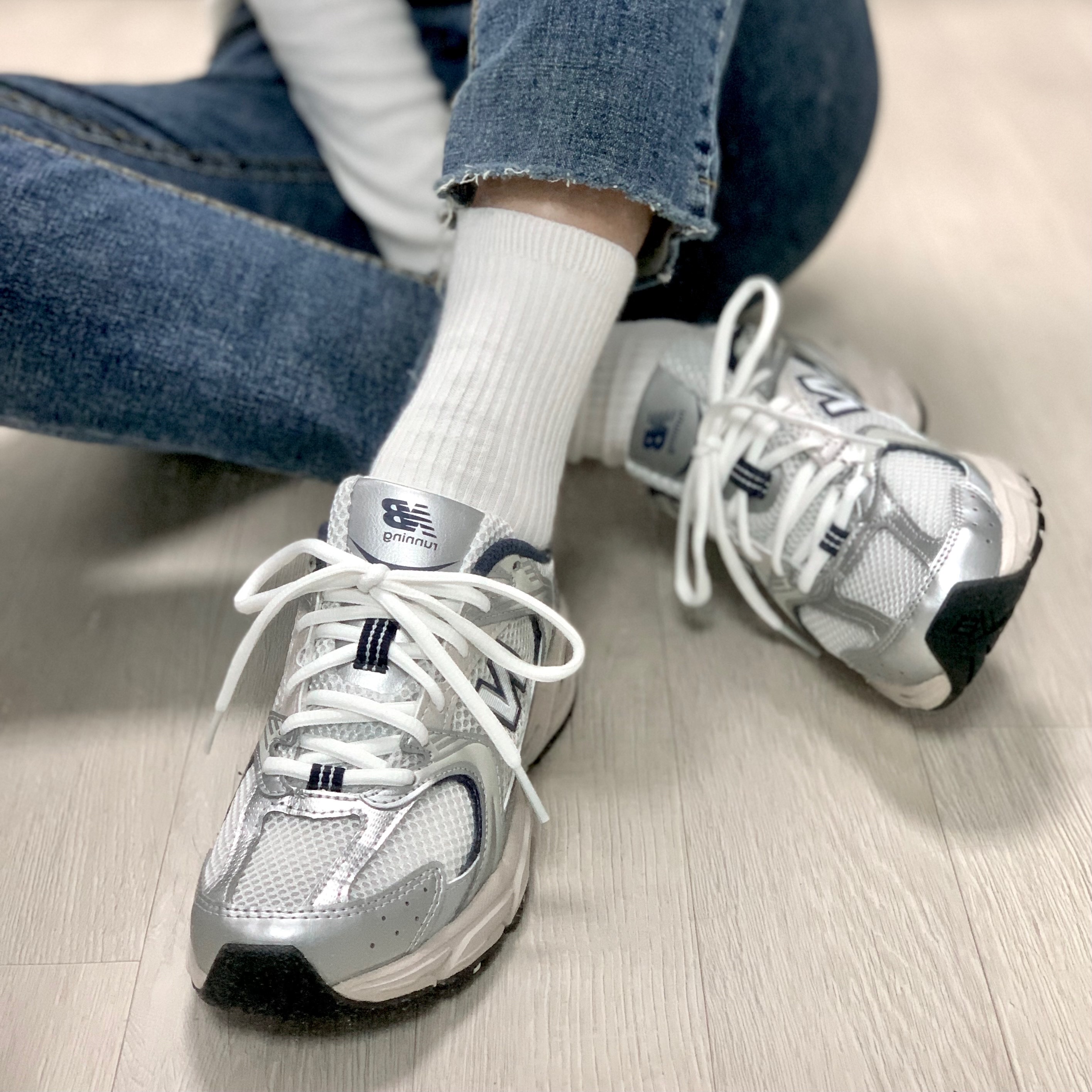 New Balance 530 Steel Grey 착용 스타일