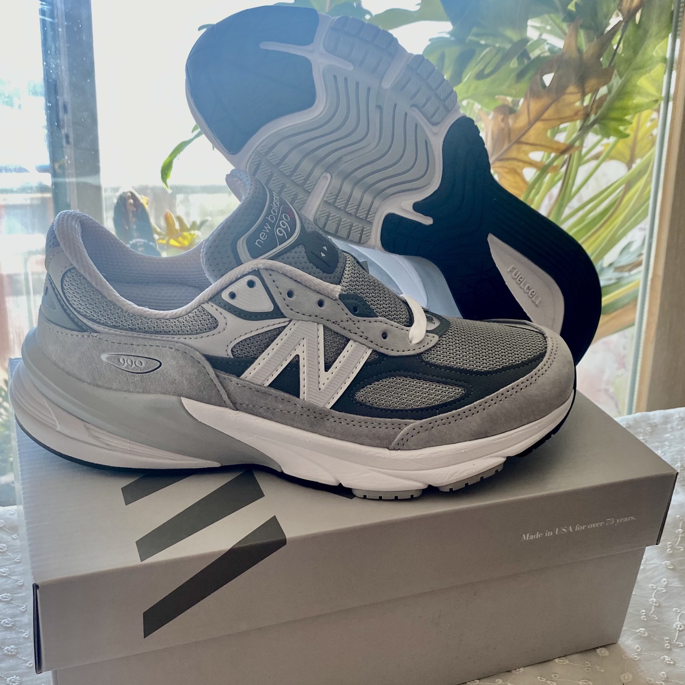 New Balance 990v6 Made in USA Grey - D Standard 착용 스타일 - 1