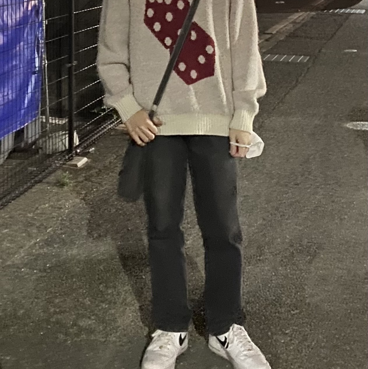 Stussy Dice Mohair Sweater Bone, Nike Air Force 1 '07 LV8 40th Anniversary Join Forces White Black 착용 스타일