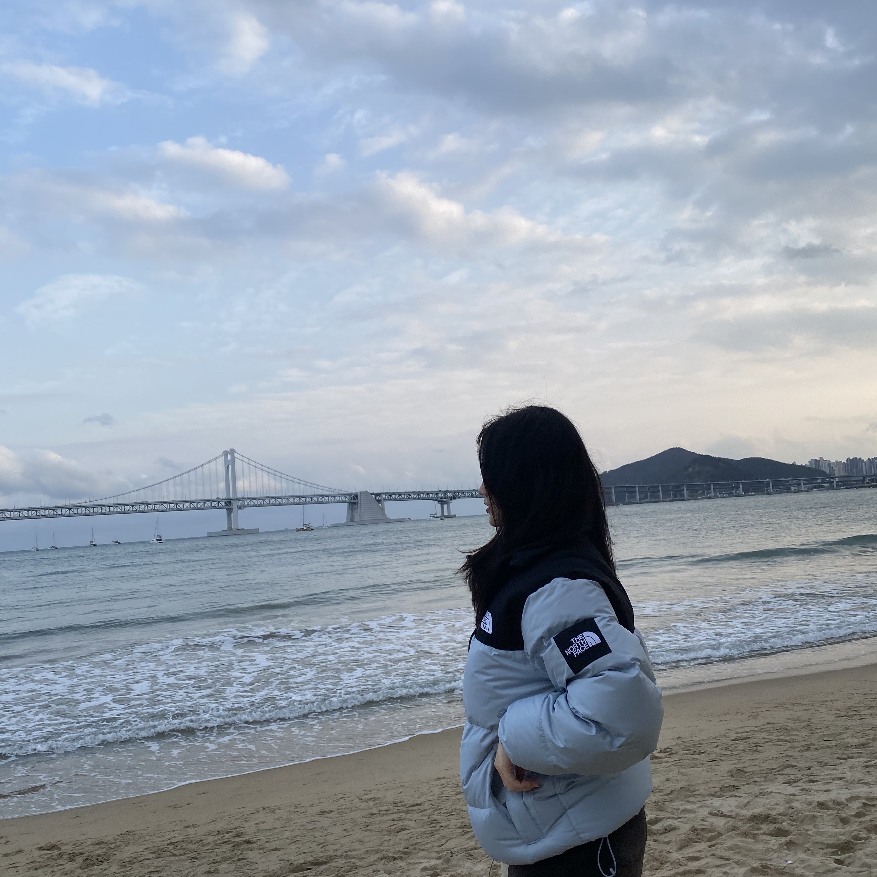 The North Face White Label Novelty Nuptse Down Jacket Sky Blue 착용 스타일