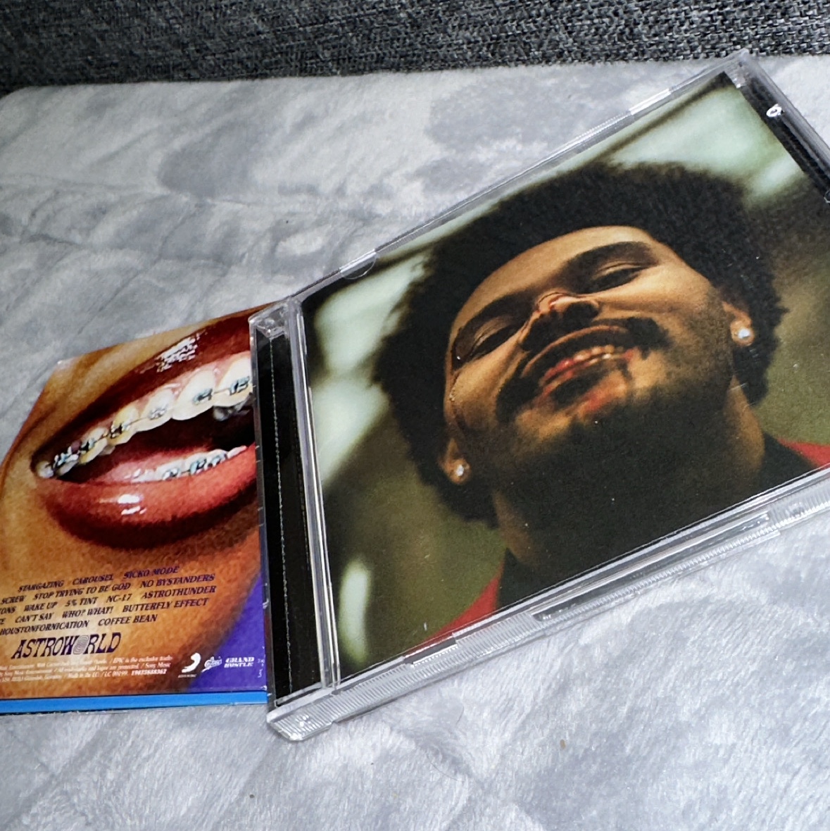 The Weeknd After Hours Black (2LP) 착용 스타일