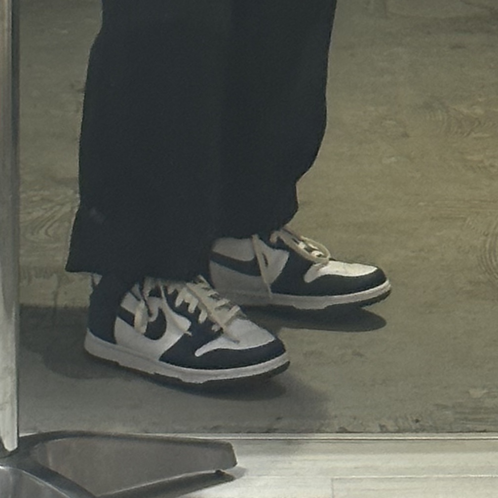 Nike Dunk High Retro Championship Navy 착용 스타일 - 2