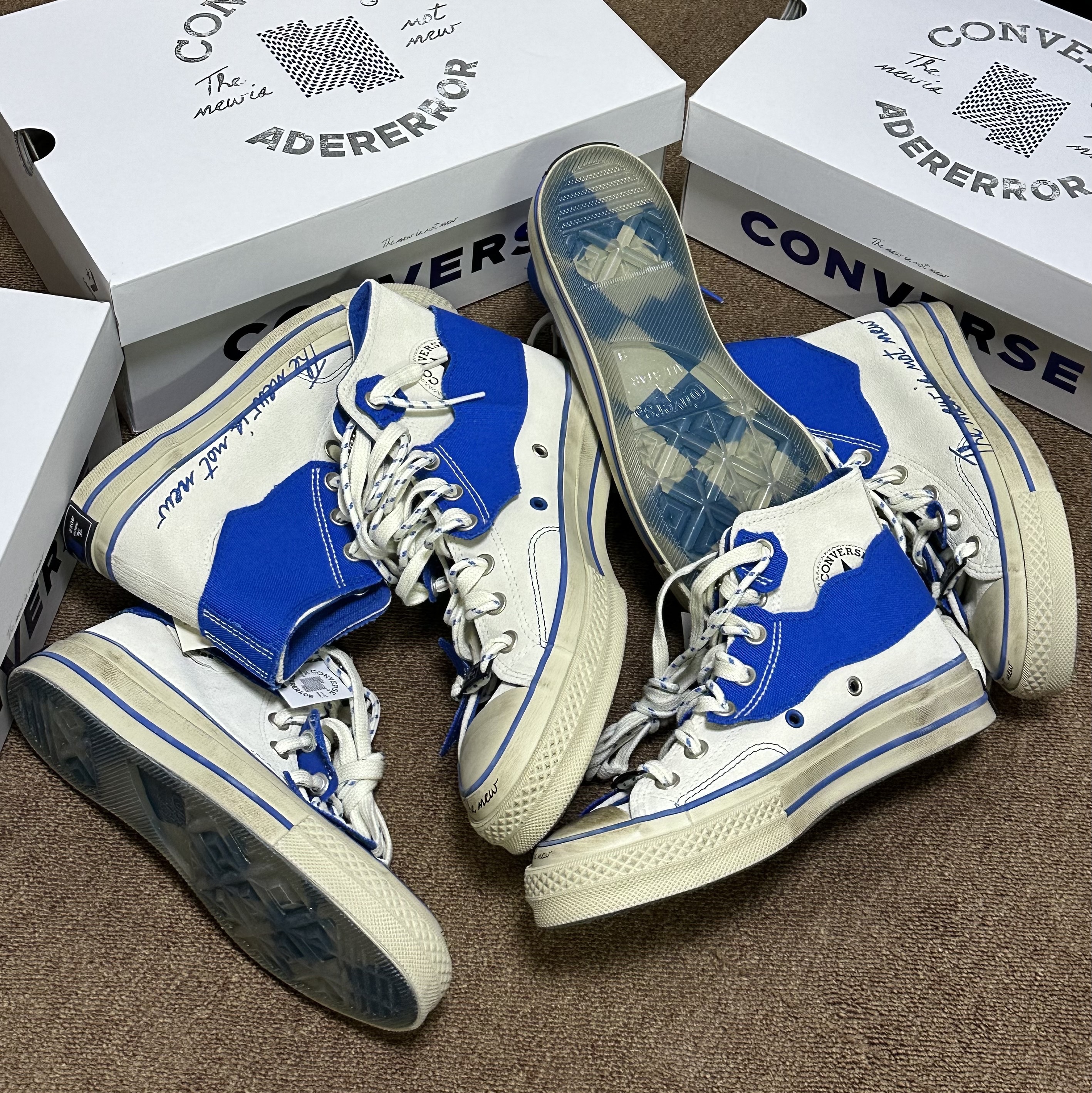 Converse x Ader Error Chuck 70 High White 착용 스타일 - 1